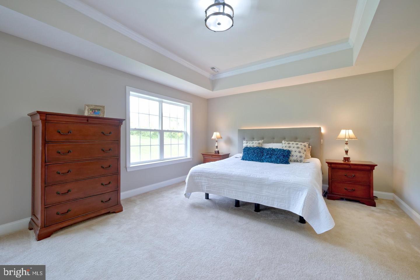 FOX RUN ESTATES - Residential