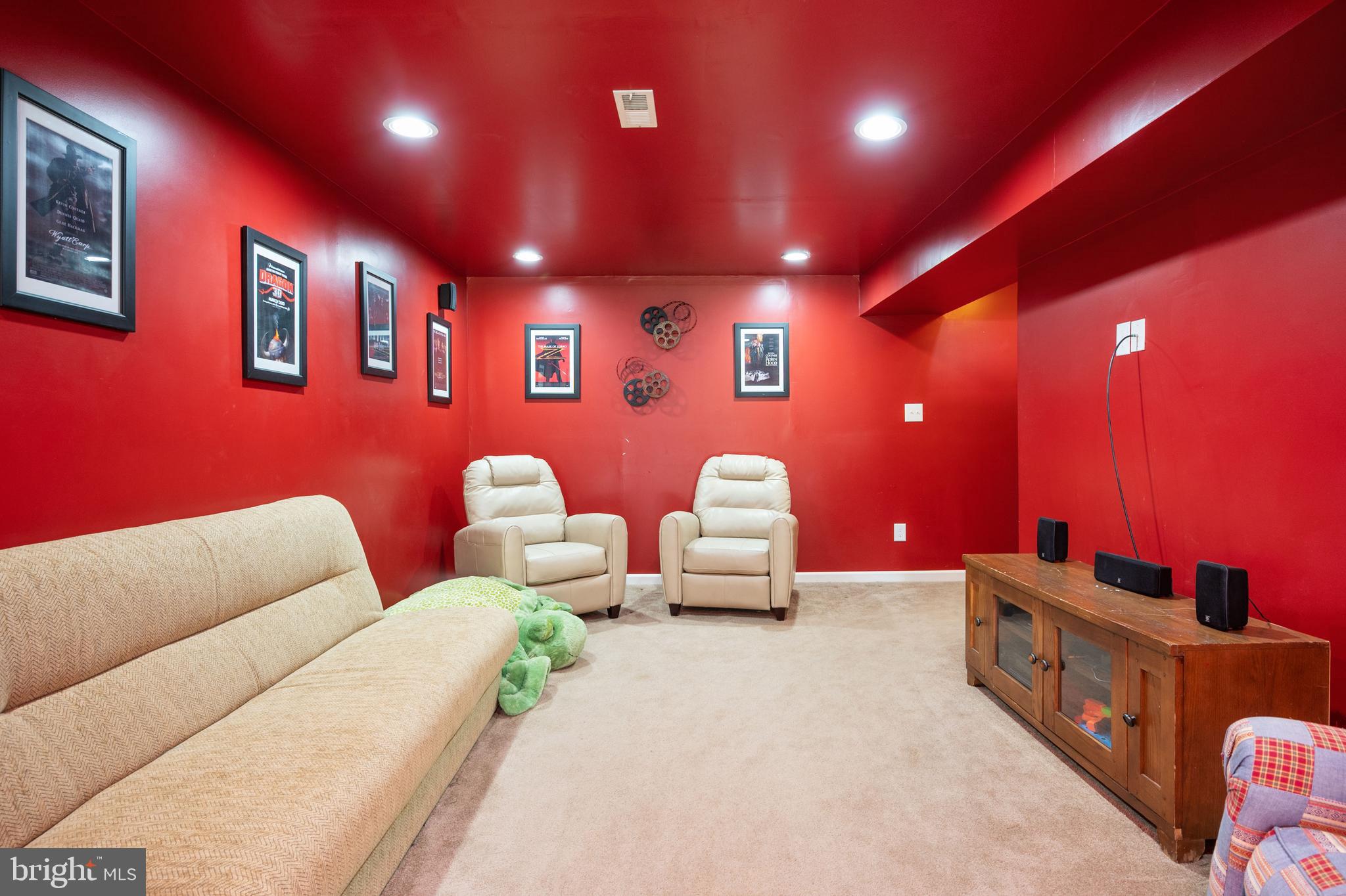 FALMOUTH VILLAGE - Residential