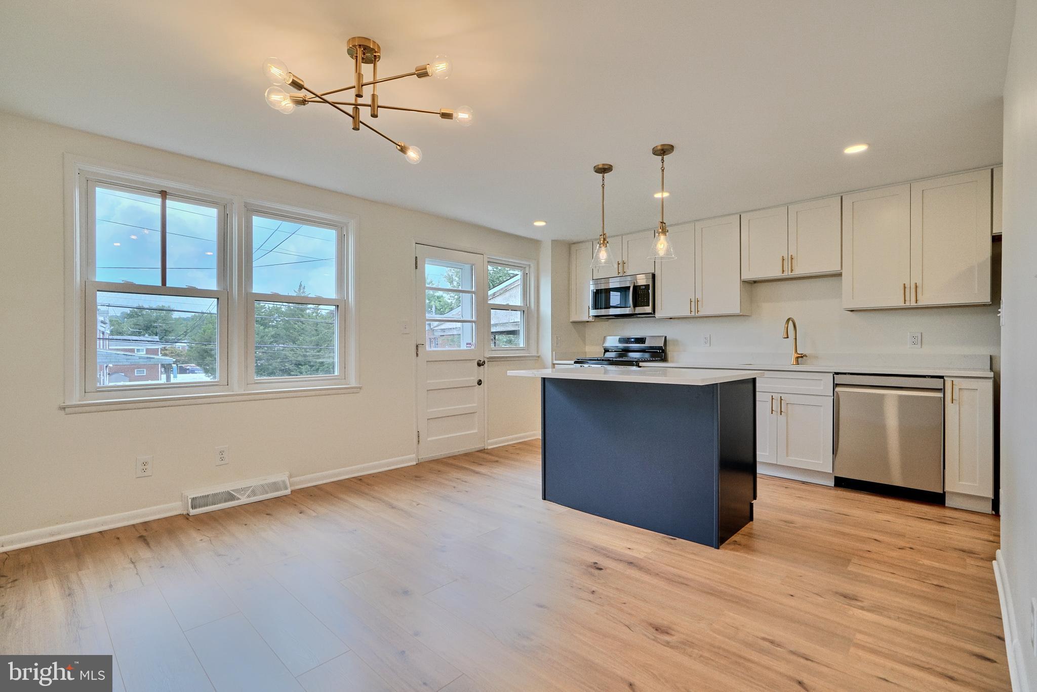 CEDONIA - Residential