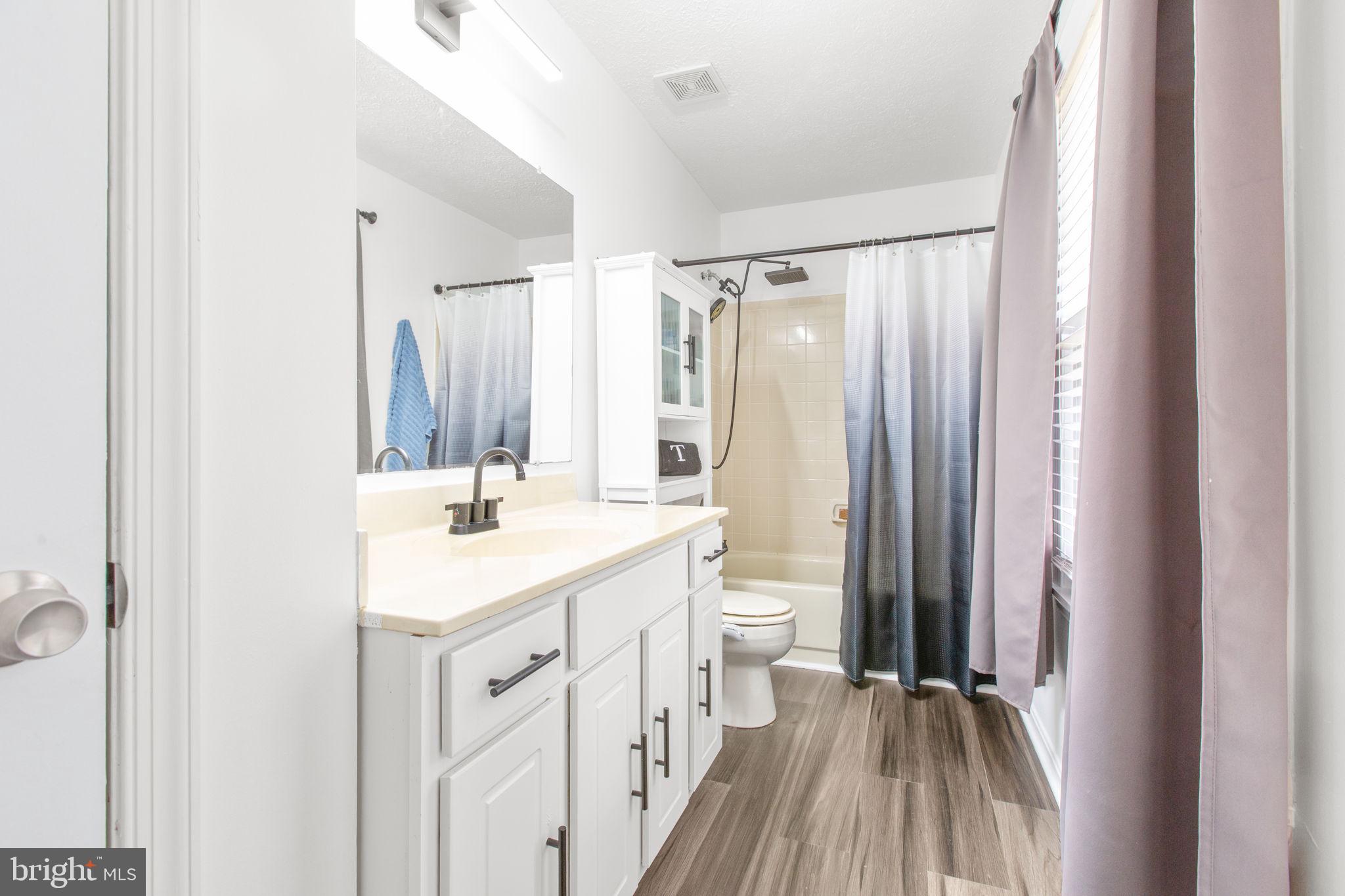 ENCHANTED WOODS - Residential