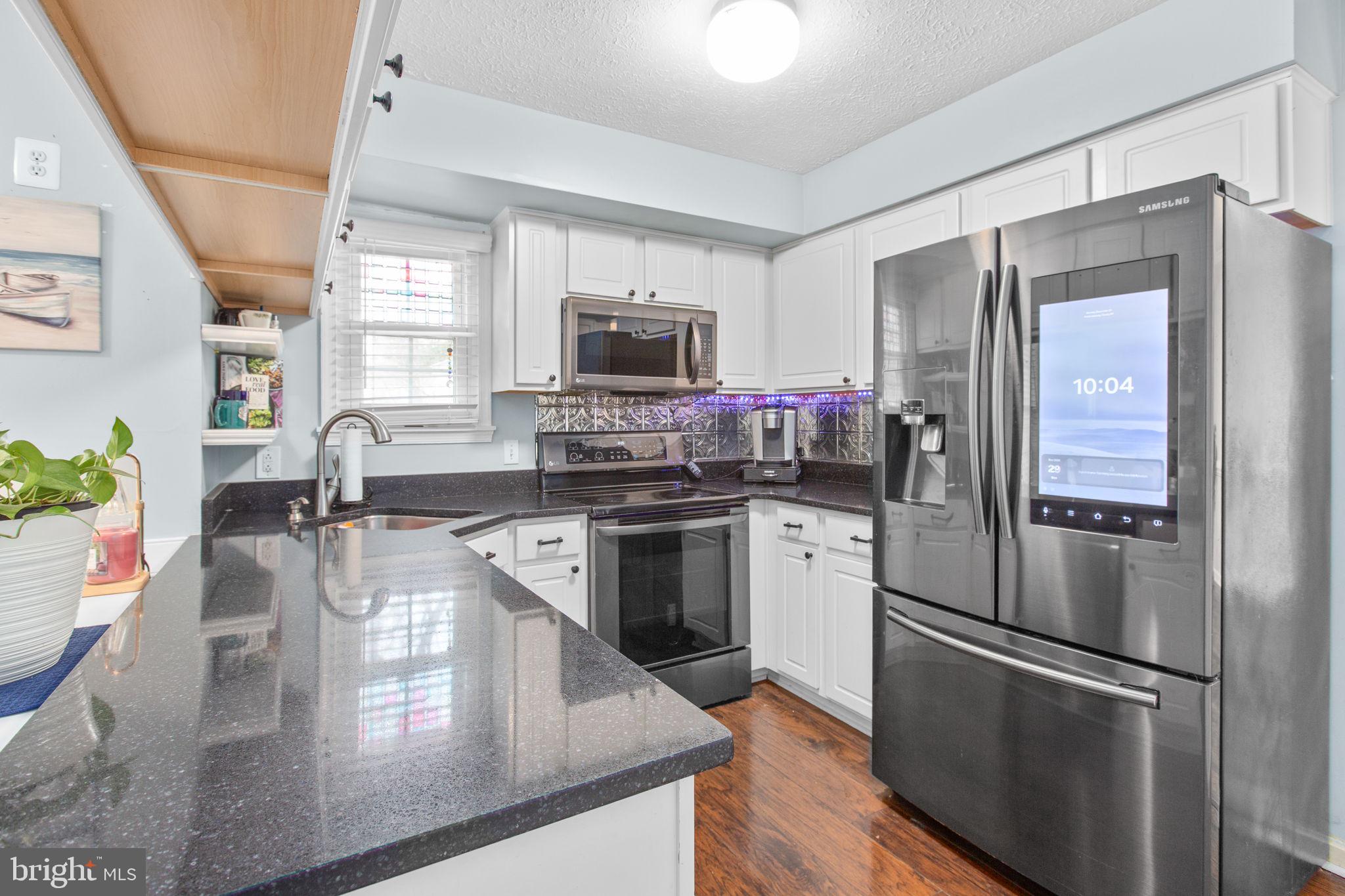 ENCHANTED WOODS - Residential