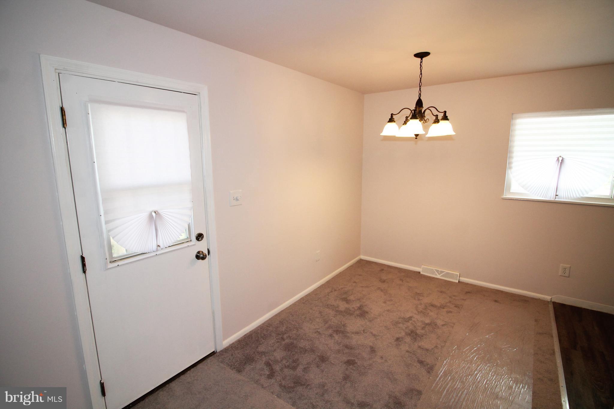 GLENARDEN WOODS - Residential