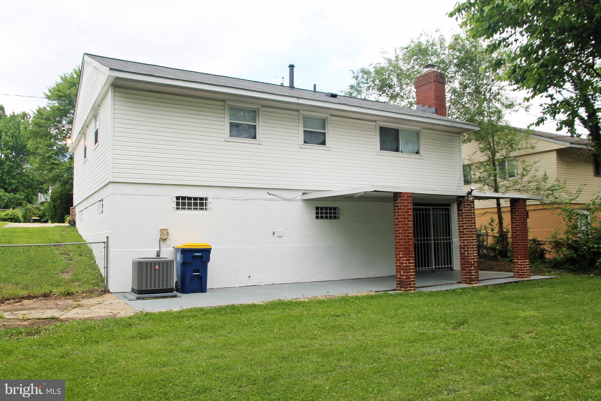 GLENARDEN WOODS - Residential