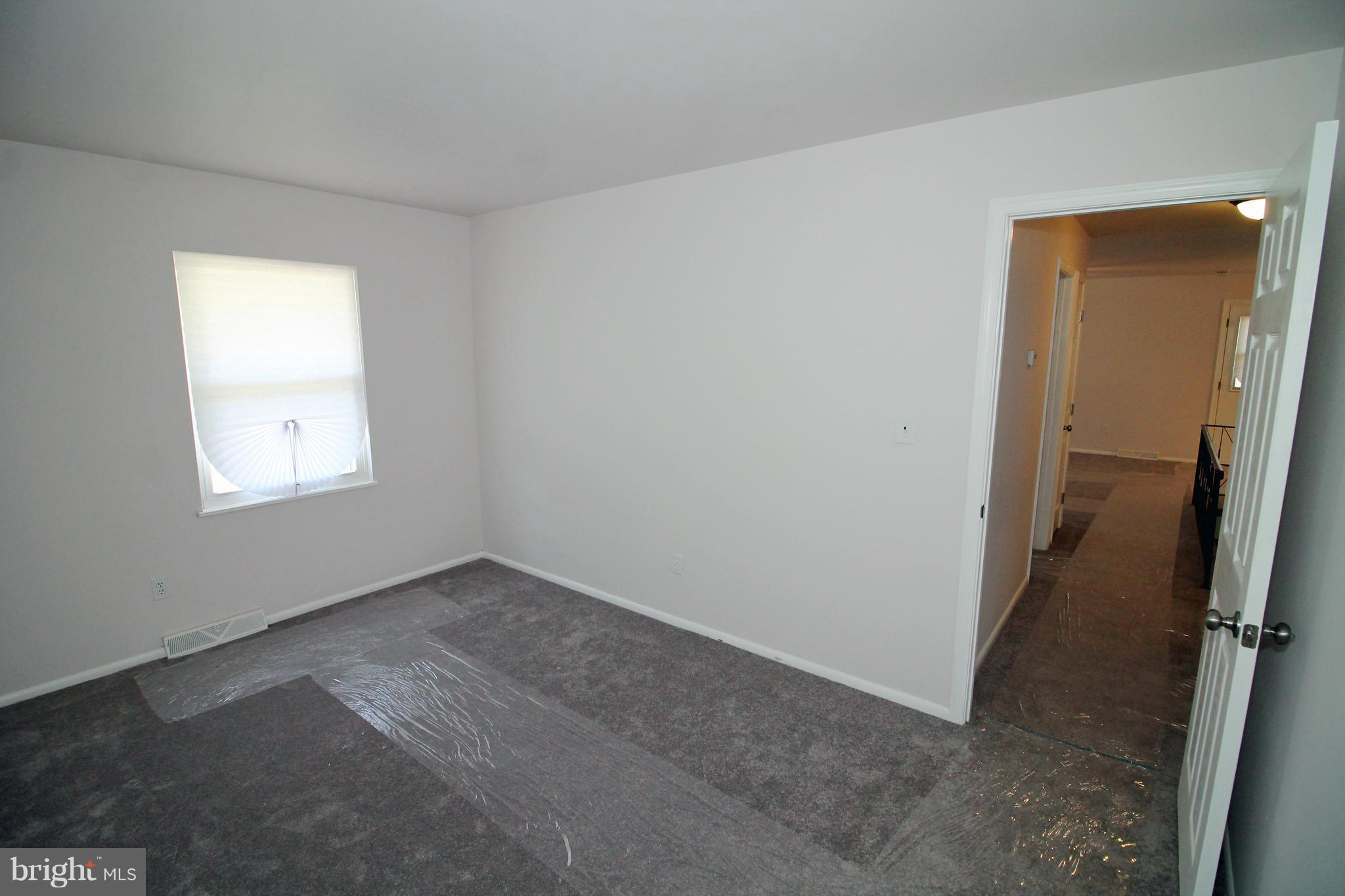 GLENARDEN WOODS - Residential