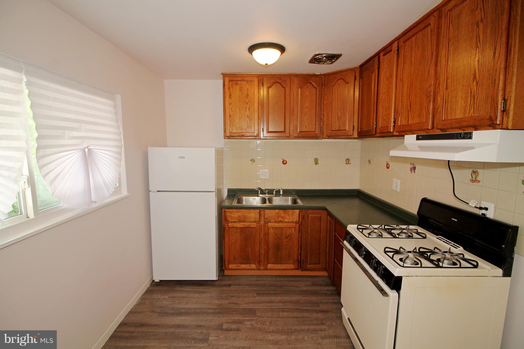 GLENARDEN WOODS - Residential