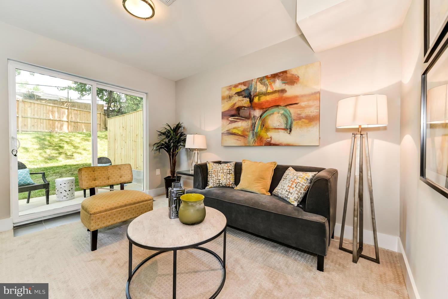 BELLA VISTA - Residential