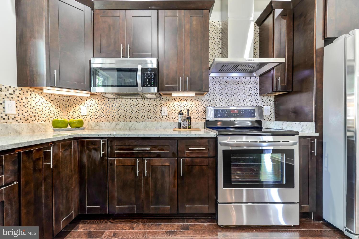 BELLA VISTA - Residential