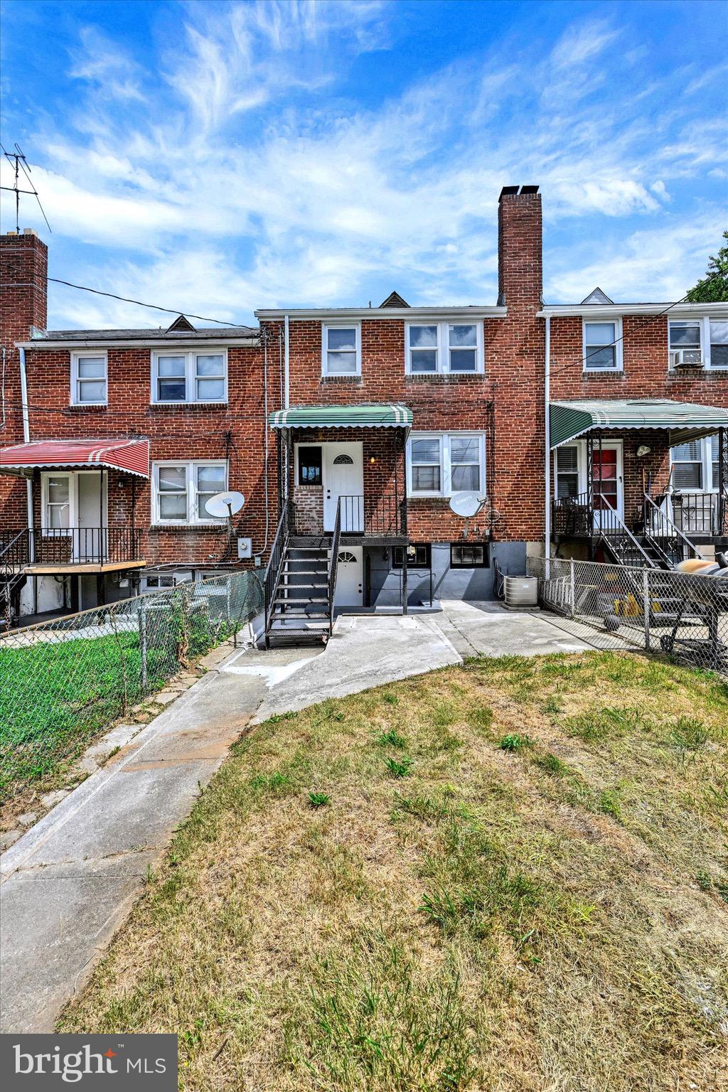 WOODMERE - Residential