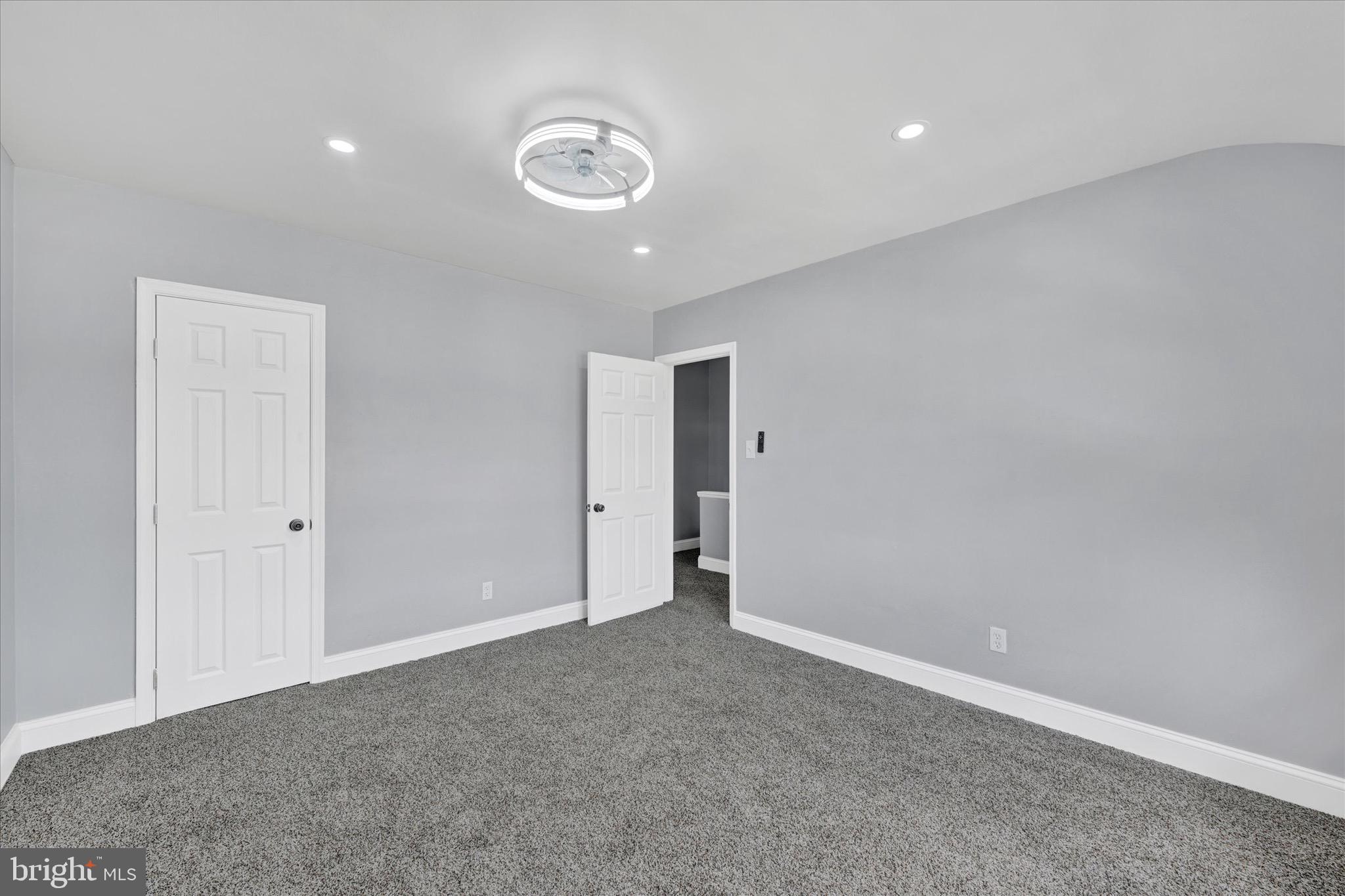 WOODMERE - Residential