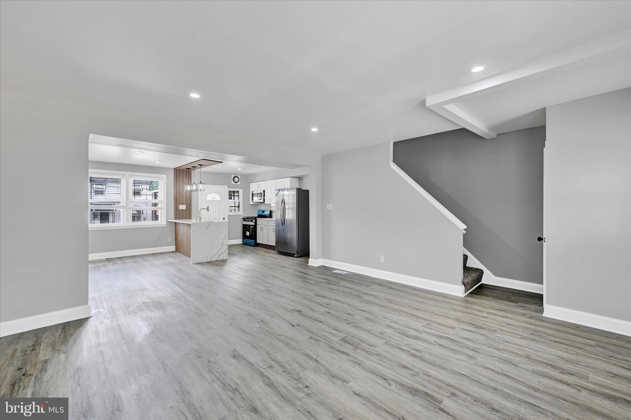 WOODMERE - Residential