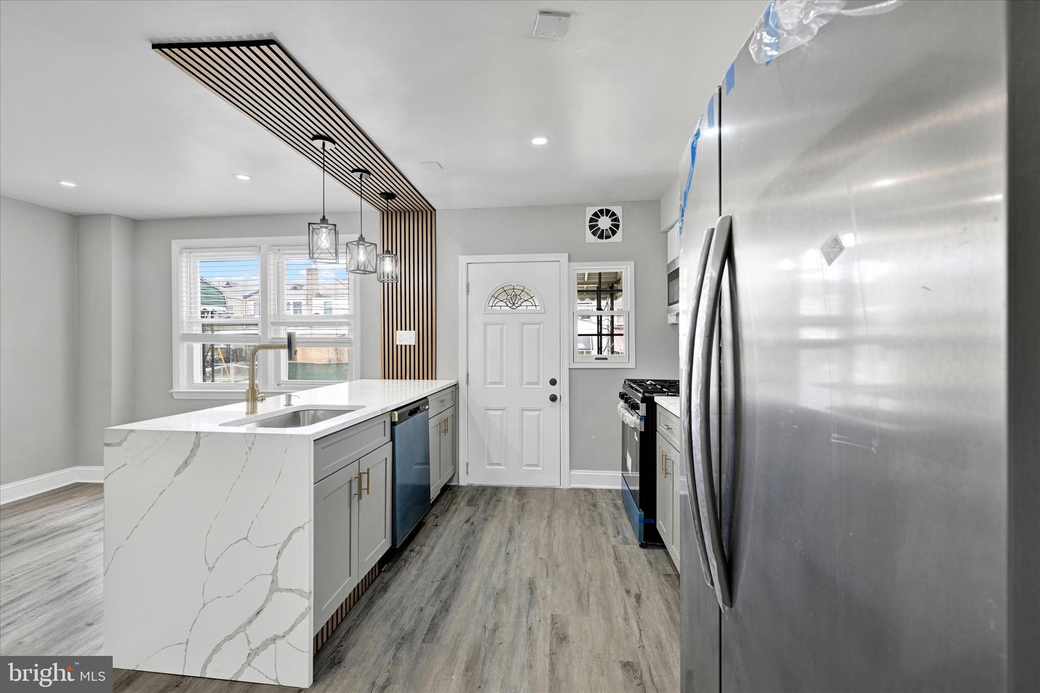 WOODMERE - Residential