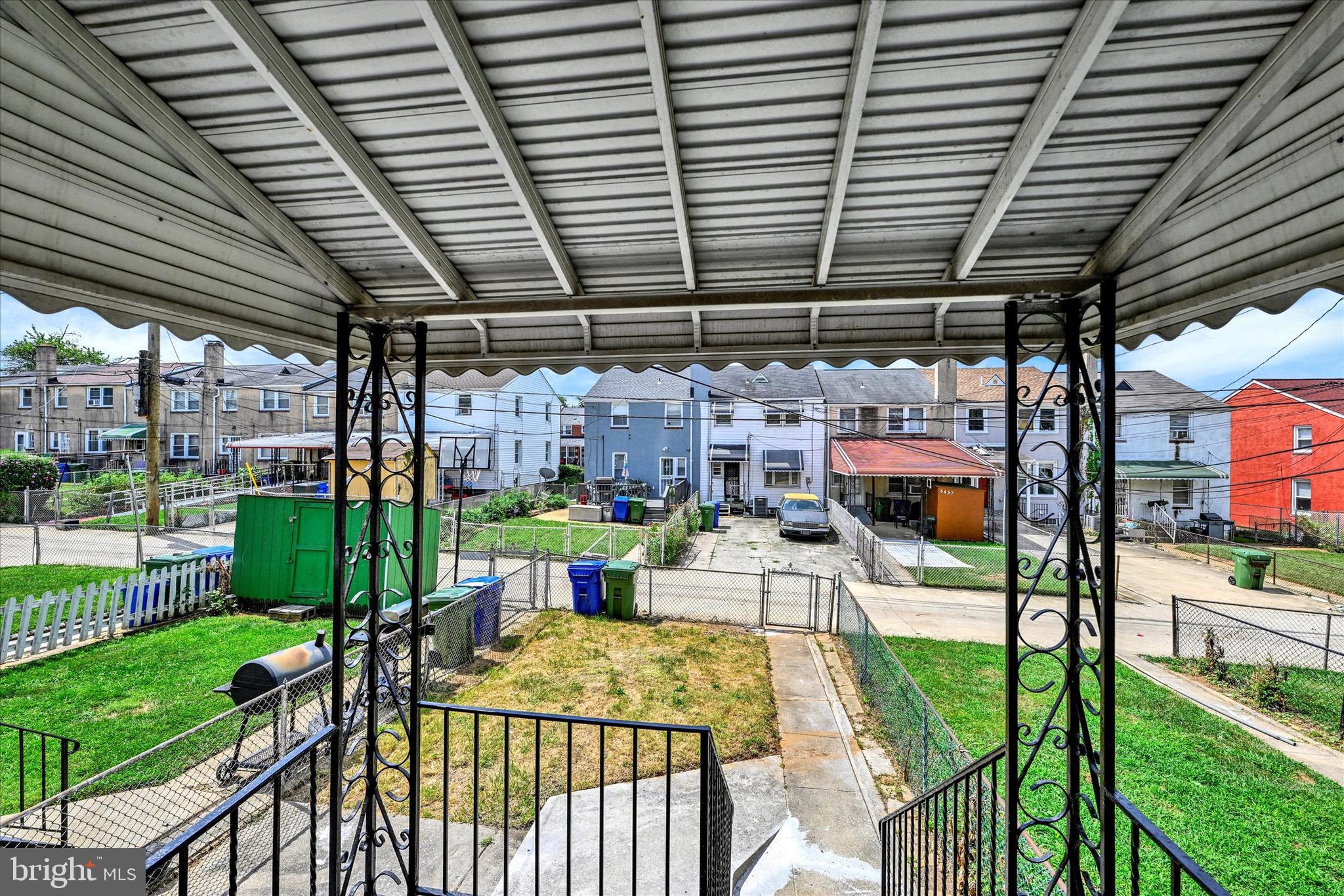 WOODMERE - Residential