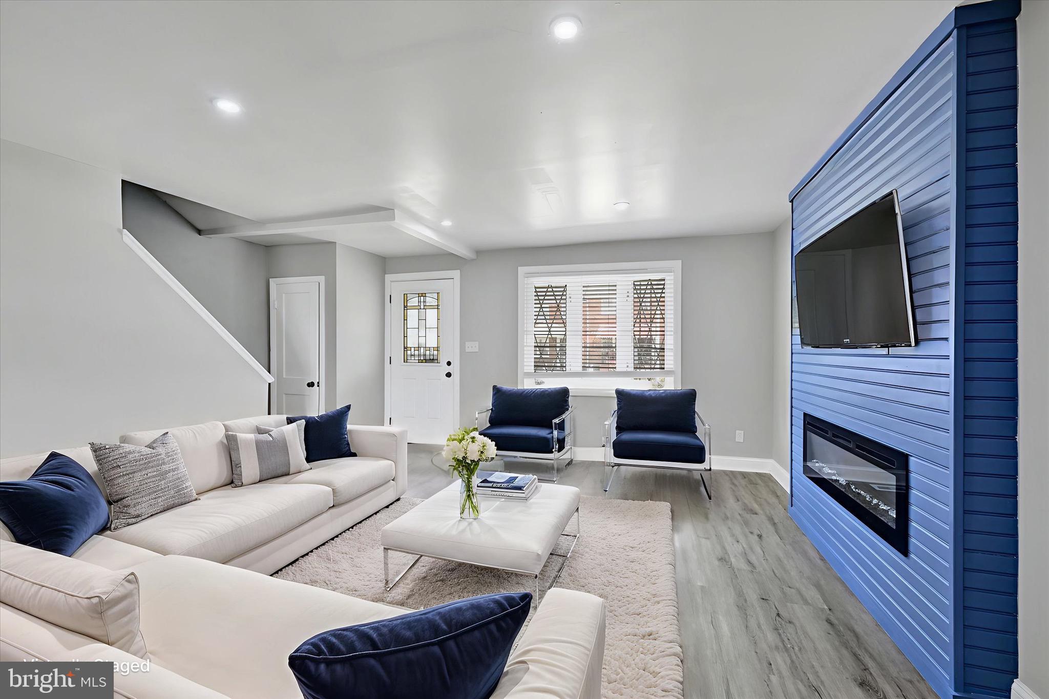 WOODMERE - Residential