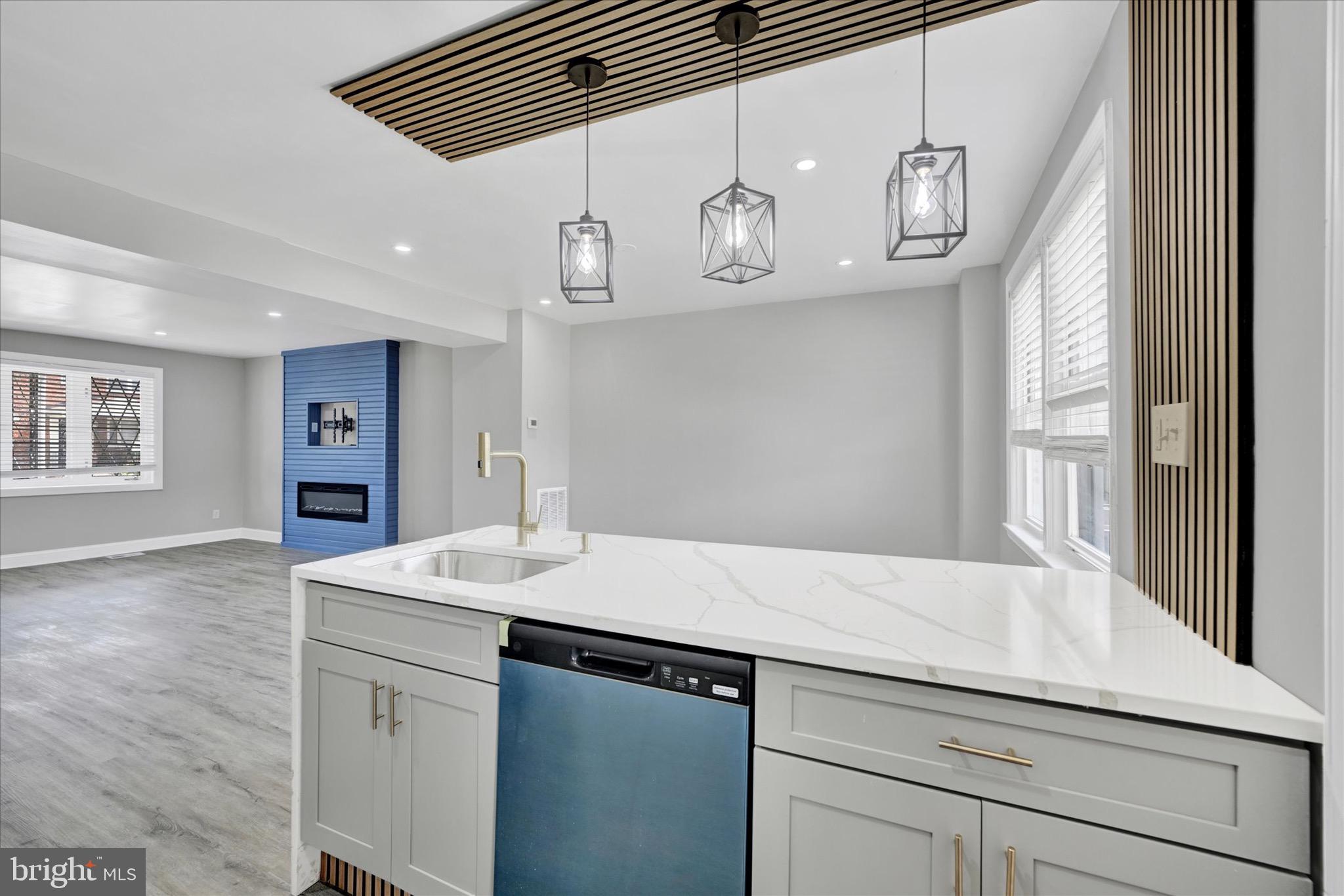 WOODMERE - Residential