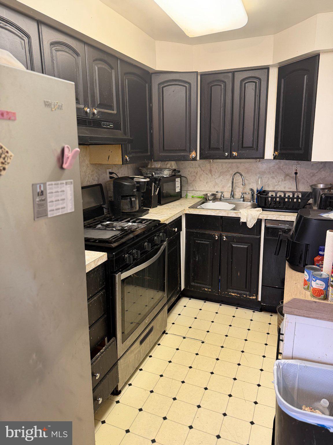 561 S 3RD STREET