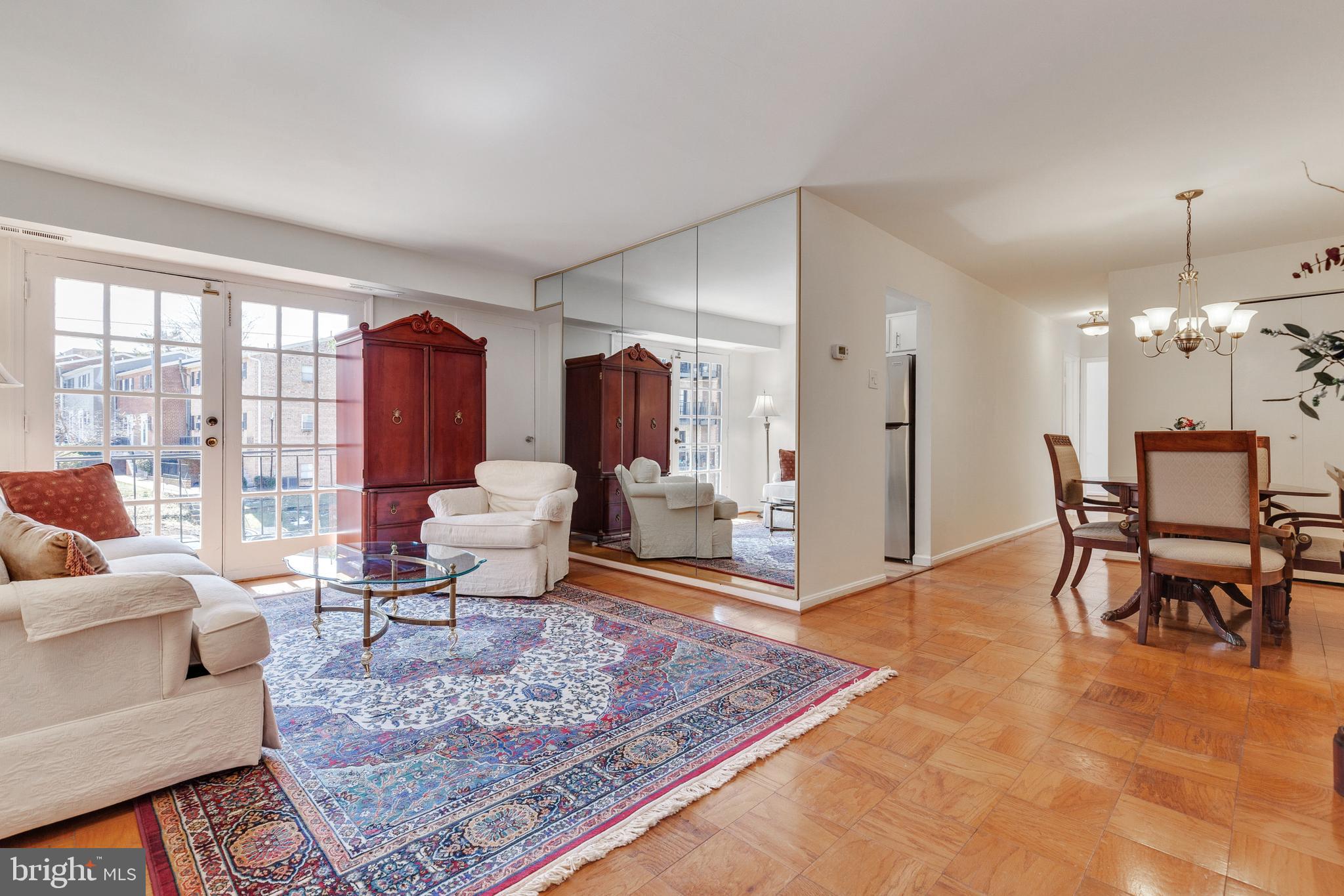 MAYFLOWER SQUARE - Residential