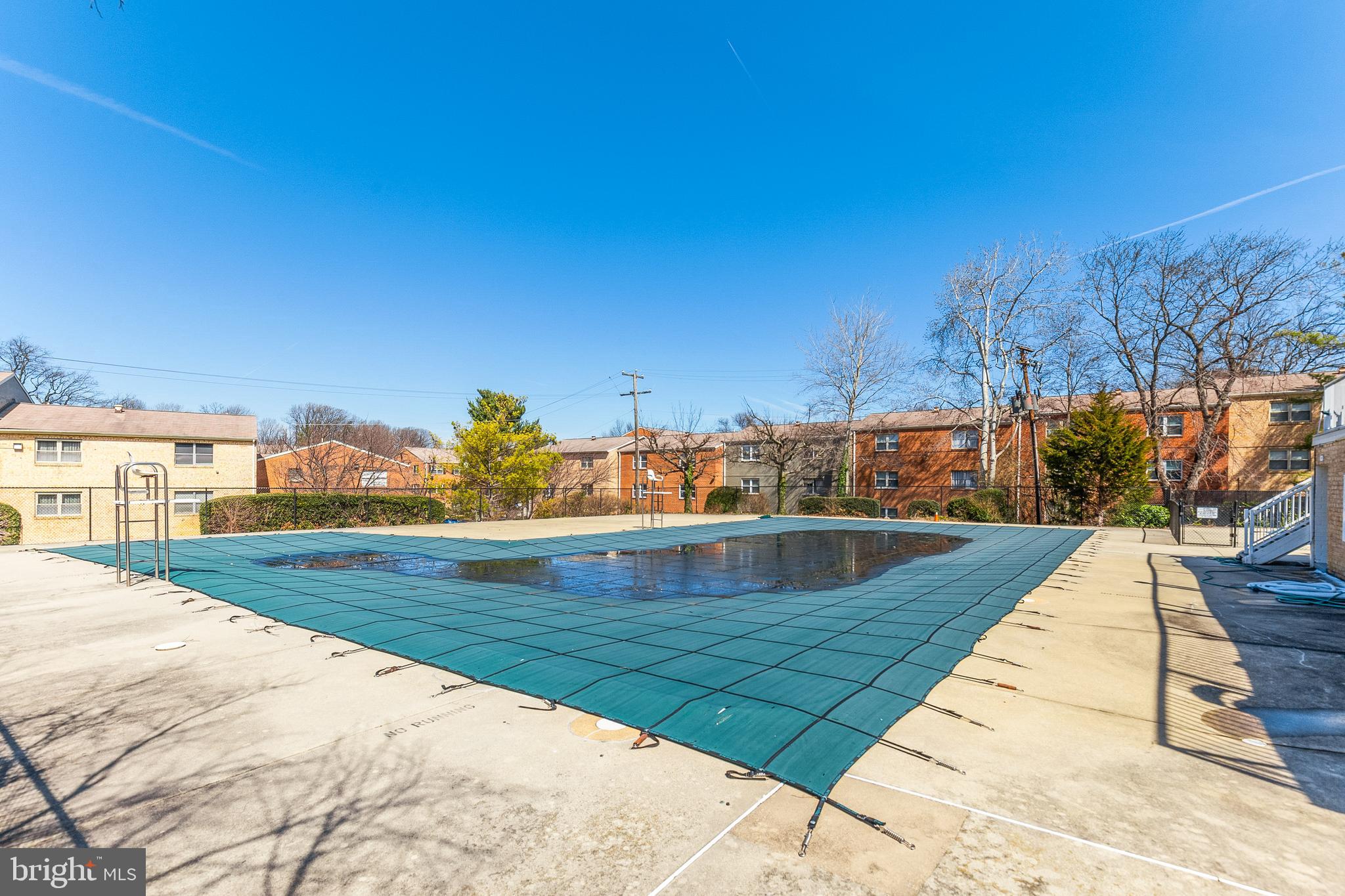 MAYFLOWER SQUARE - Residential