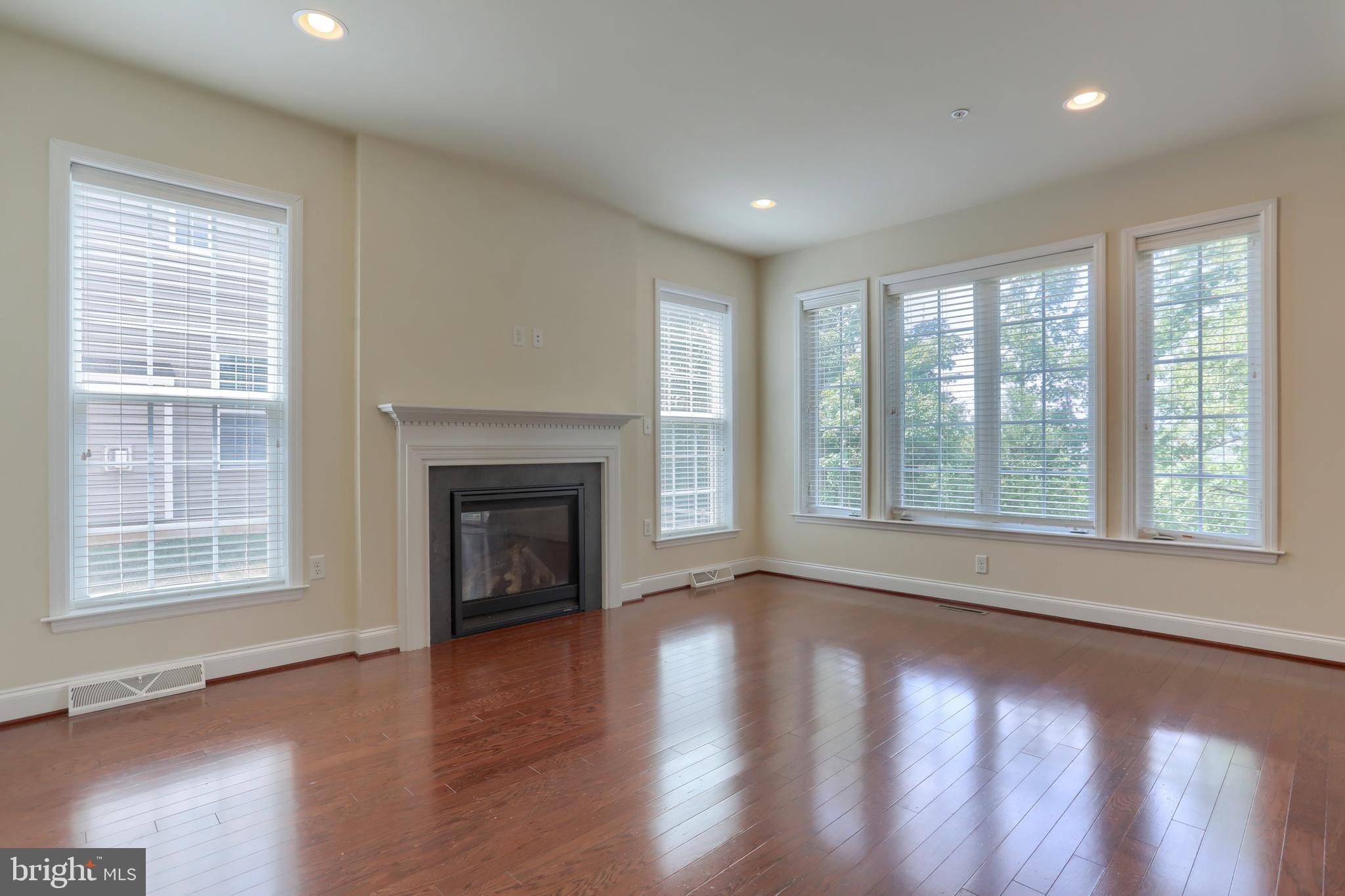 DEER RUN - Residential