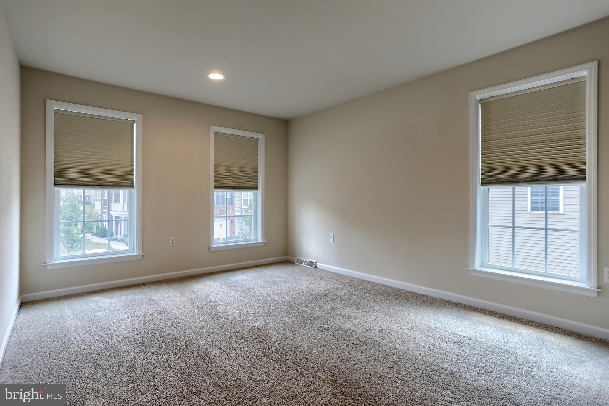 DEER RUN - Residential