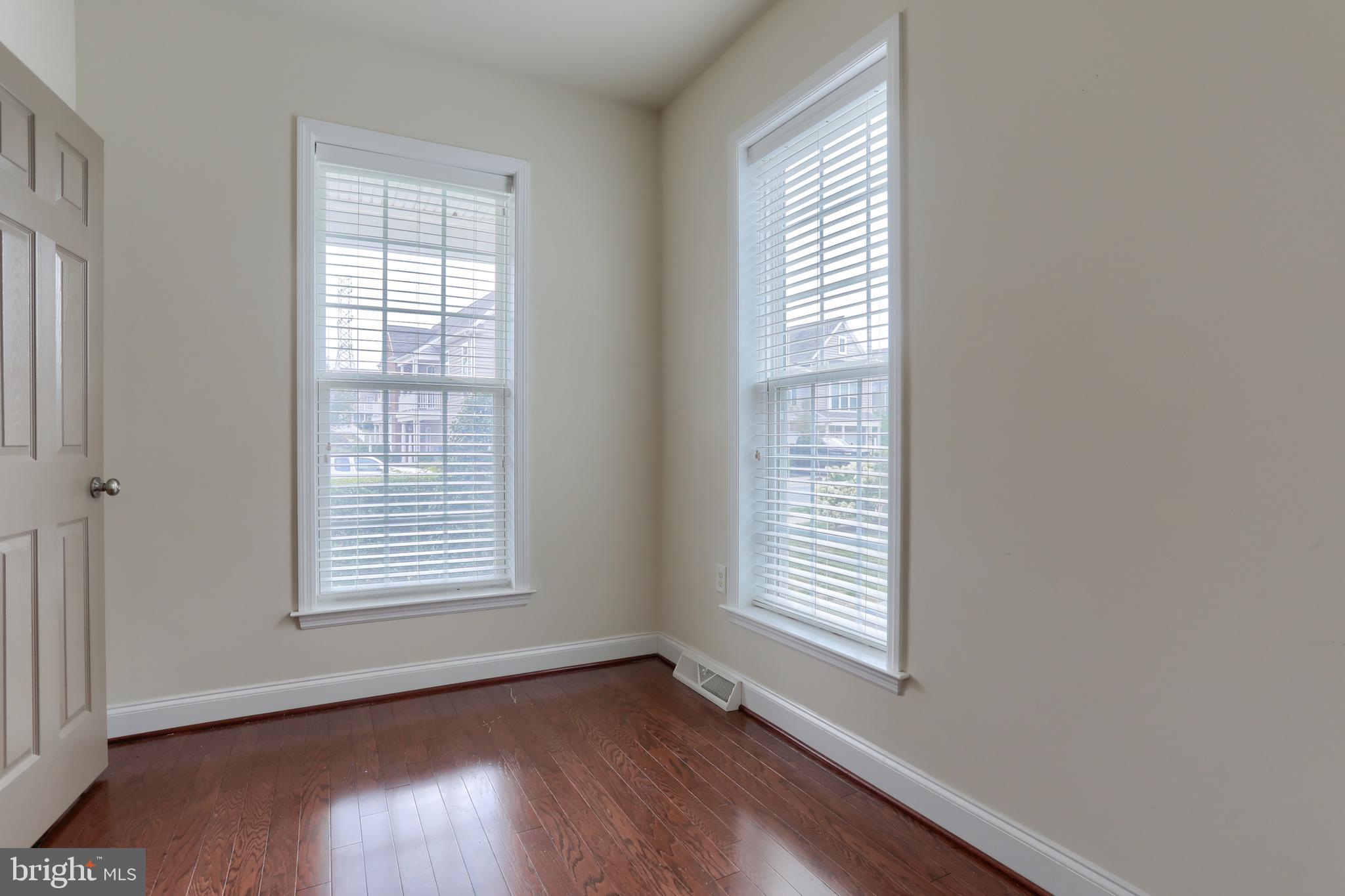 DEER RUN - Residential