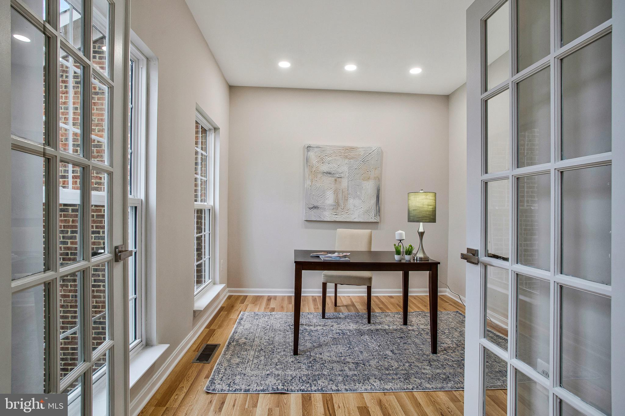 PERRYWOOD - Residential