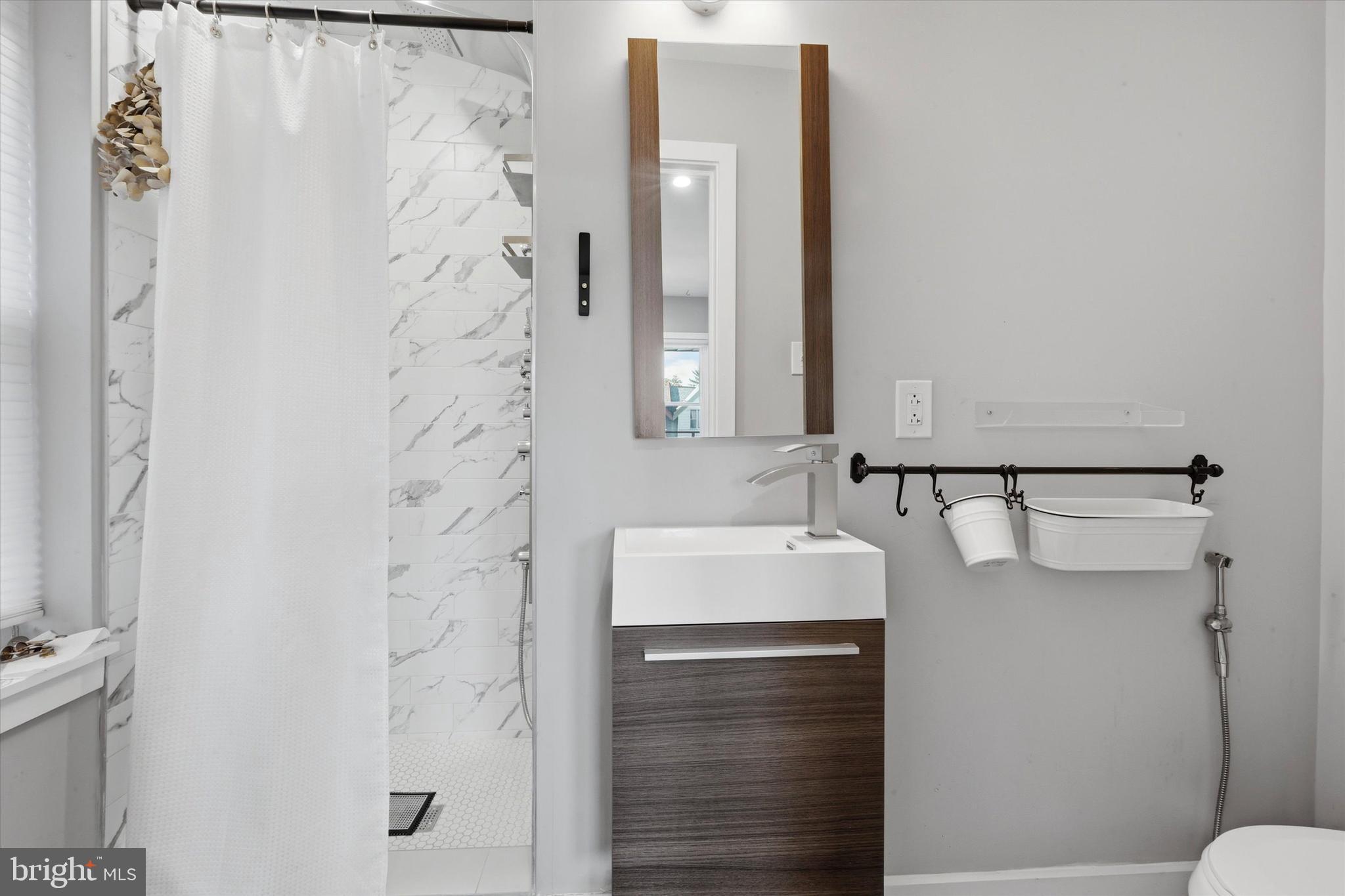COBBS CREEK - Residential