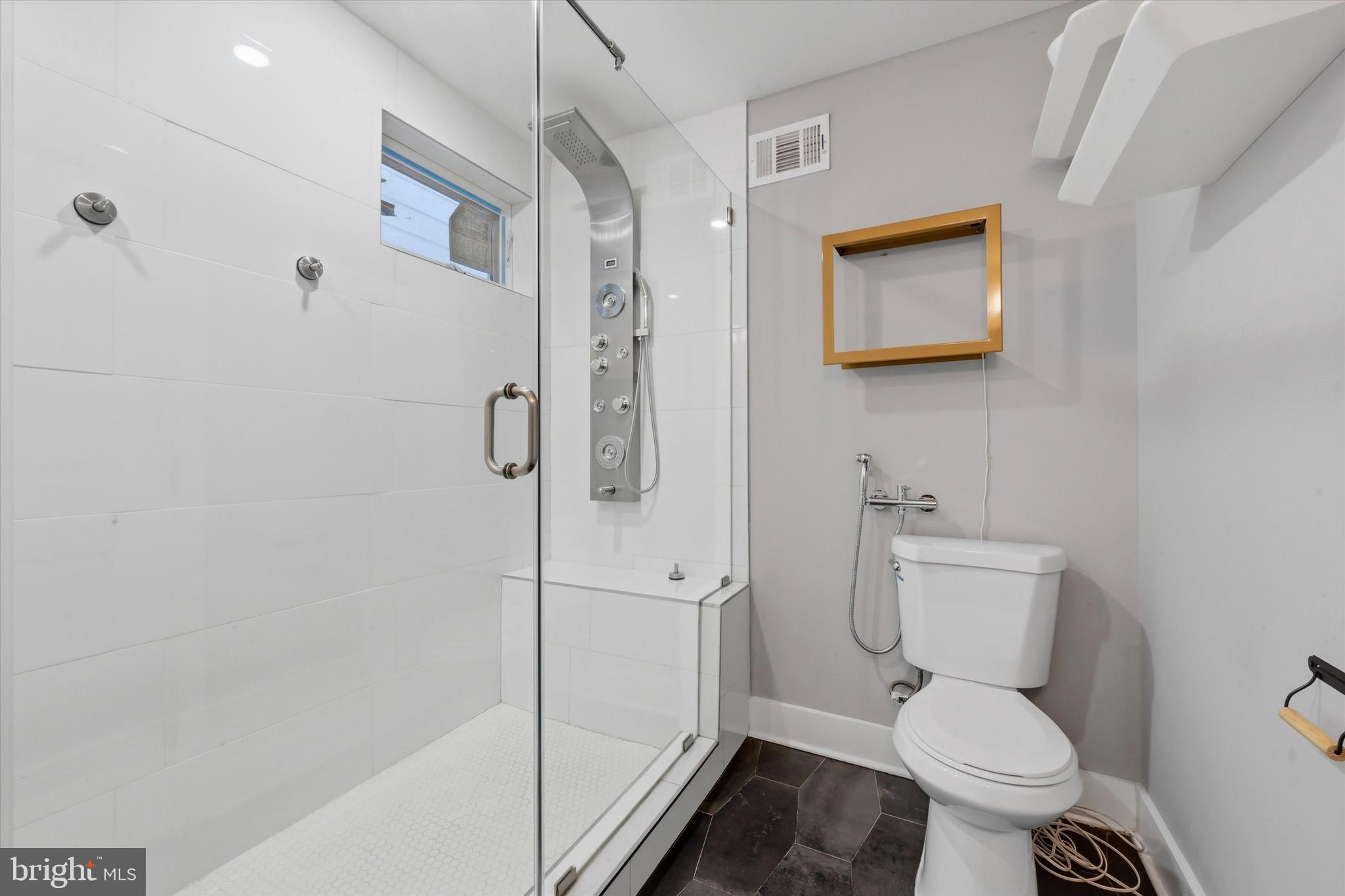 COBBS CREEK - Residential