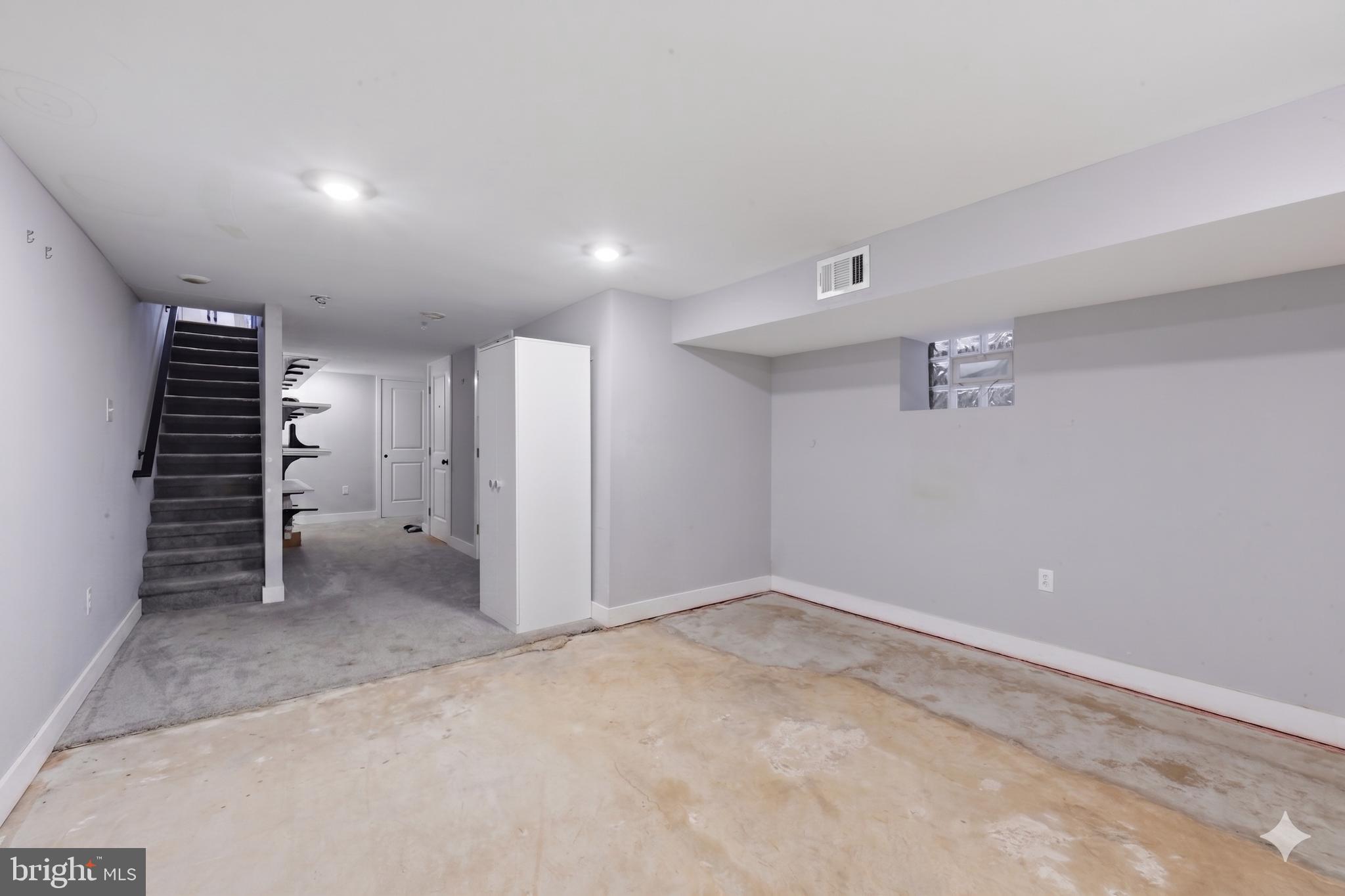 COBBS CREEK - Residential
