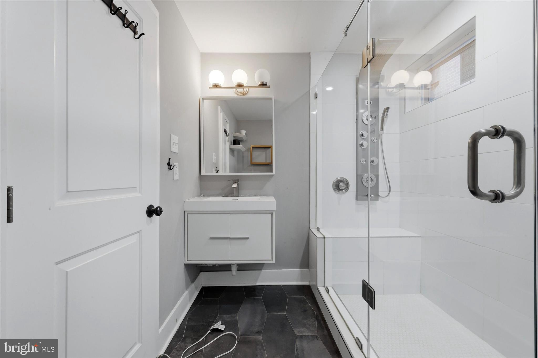 COBBS CREEK - Residential