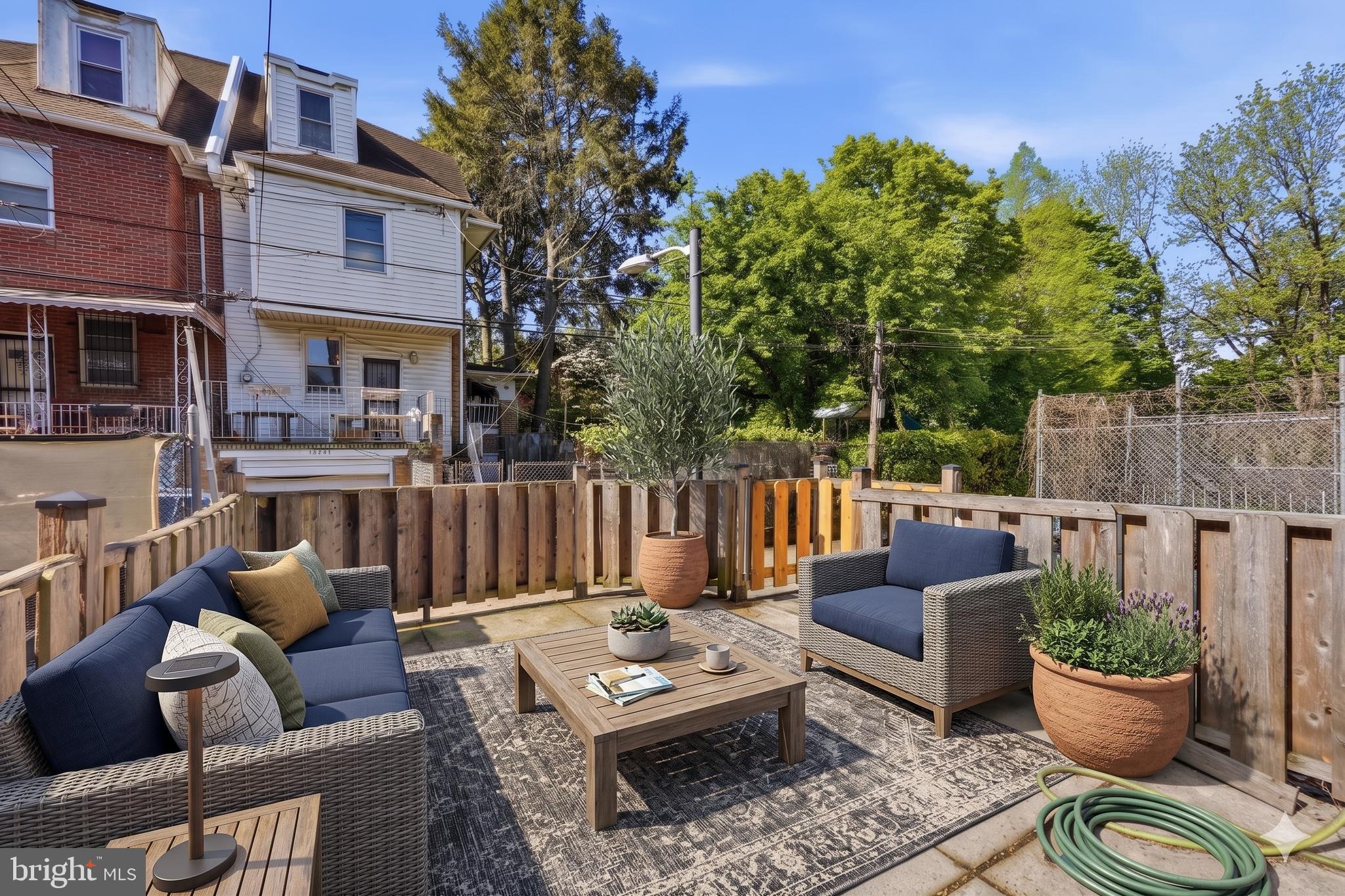 COBBS CREEK - Residential