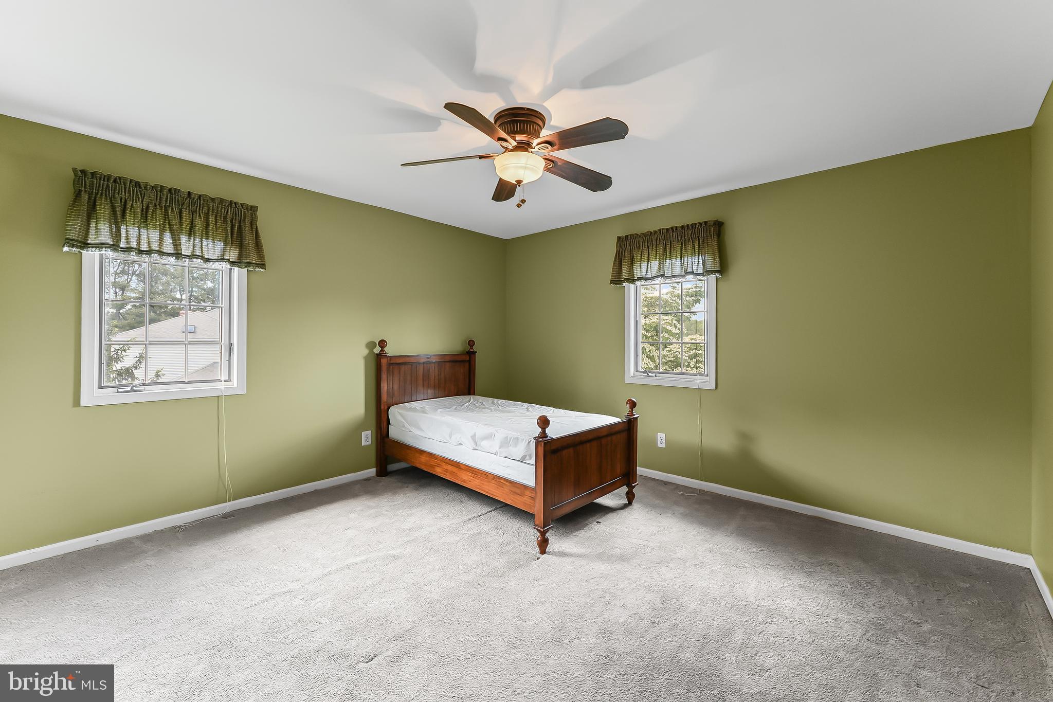 RAVEN CREST - Residential