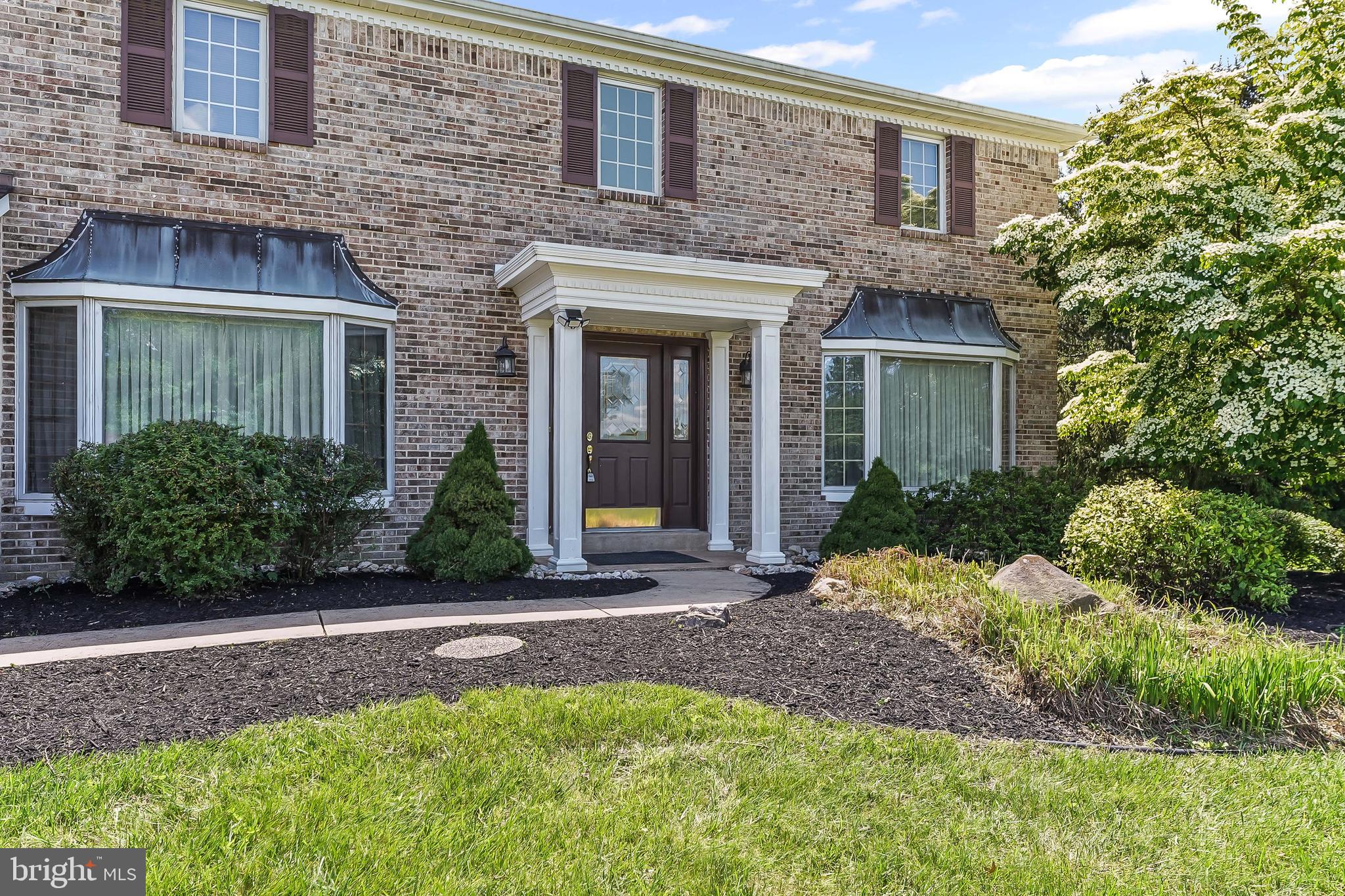 2 RAVEN DRIVE