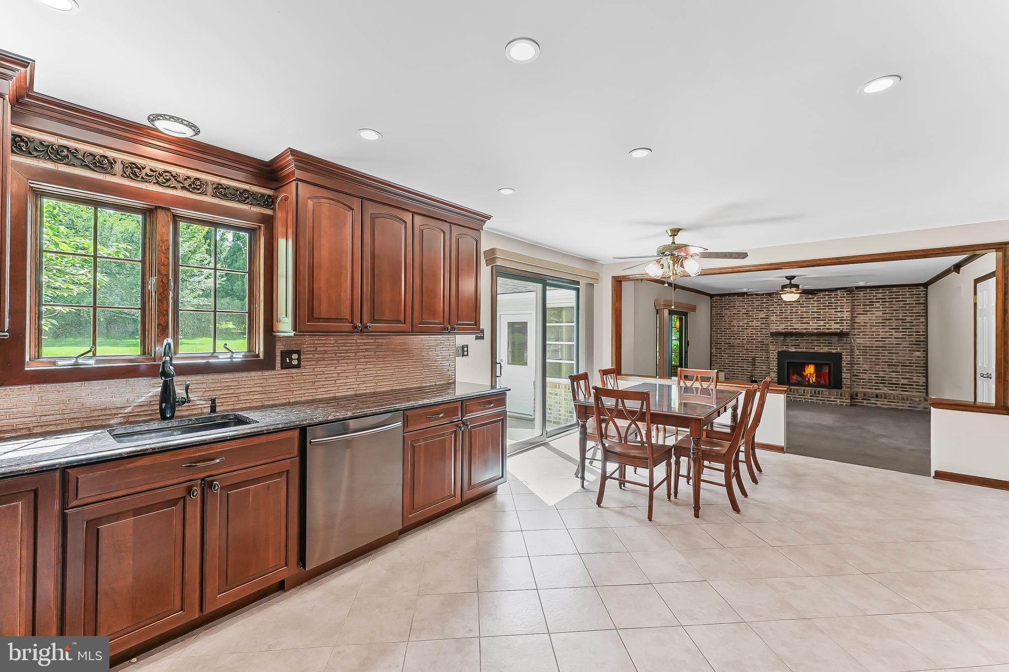 RAVEN CREST - Residential