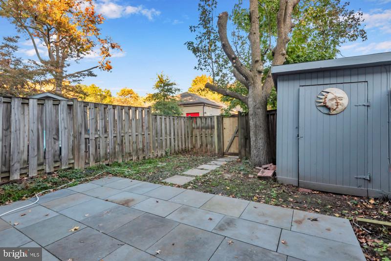 CEDAR RIDGE - Residential Lease