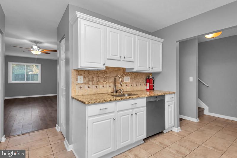 CEDAR RIDGE - Residential Lease