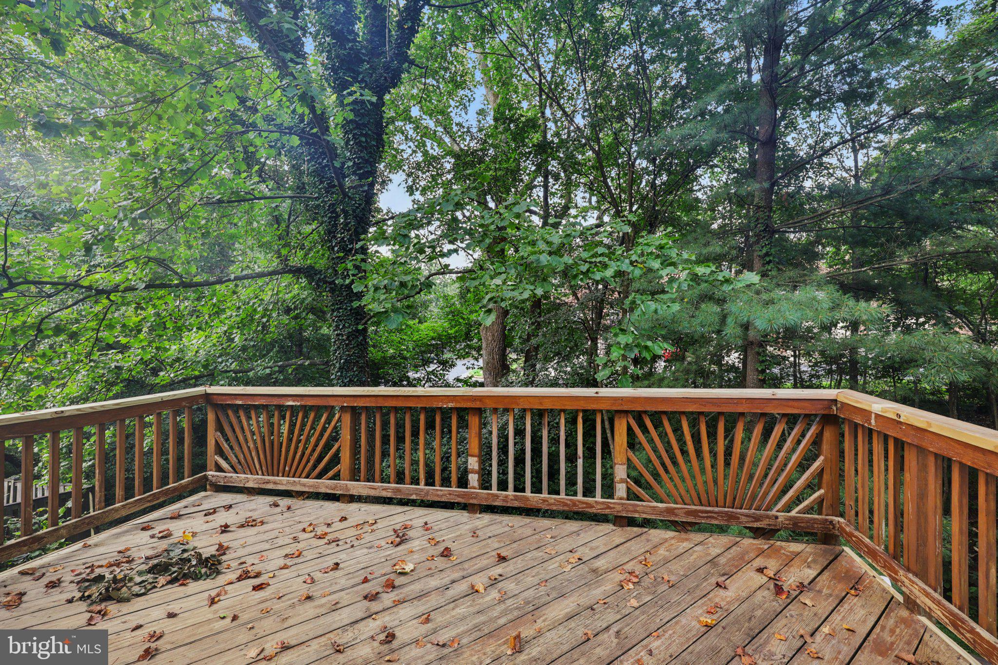 WOODGATE MANOR - Residential