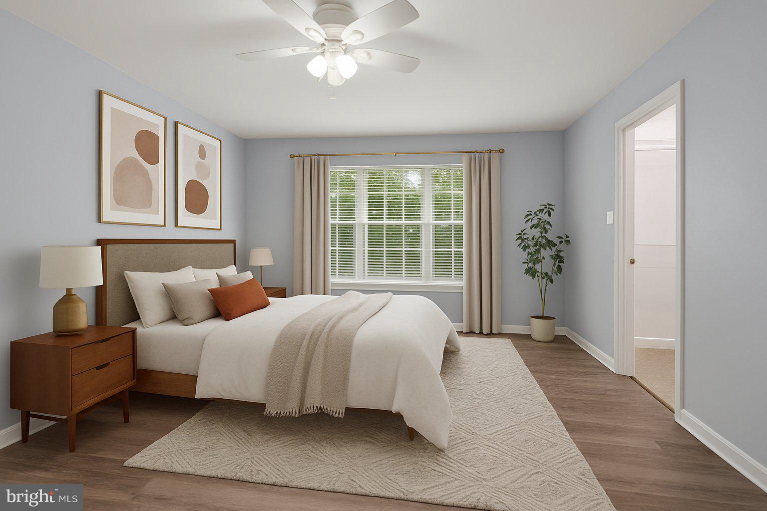 WOODGATE MANOR - Residential