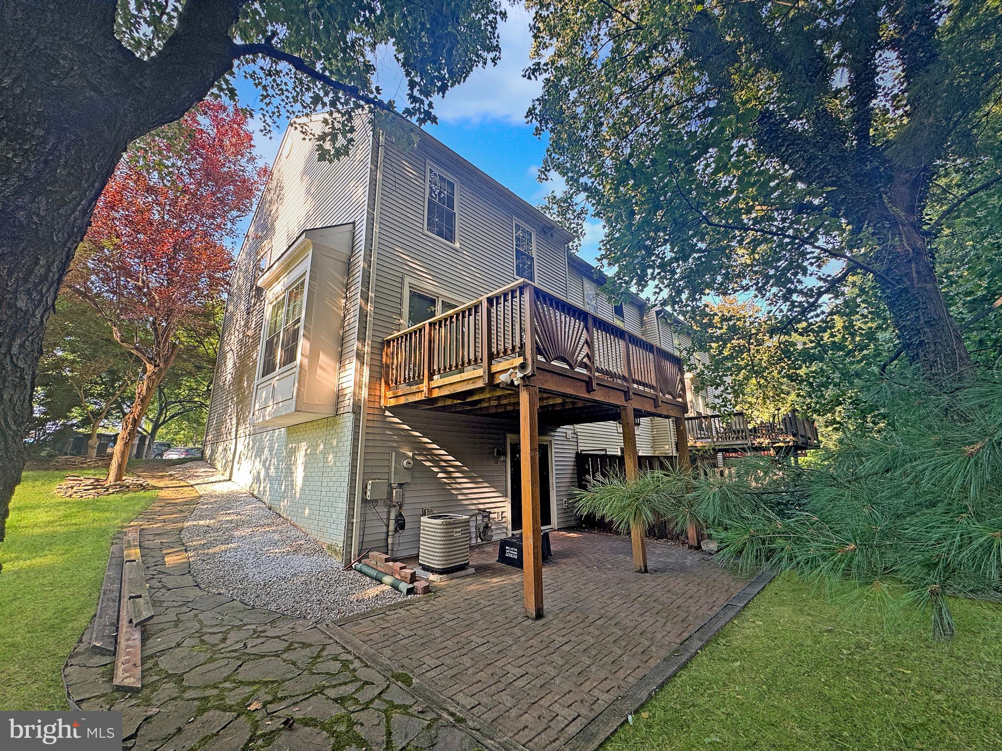 WOODGATE MANOR - Residential