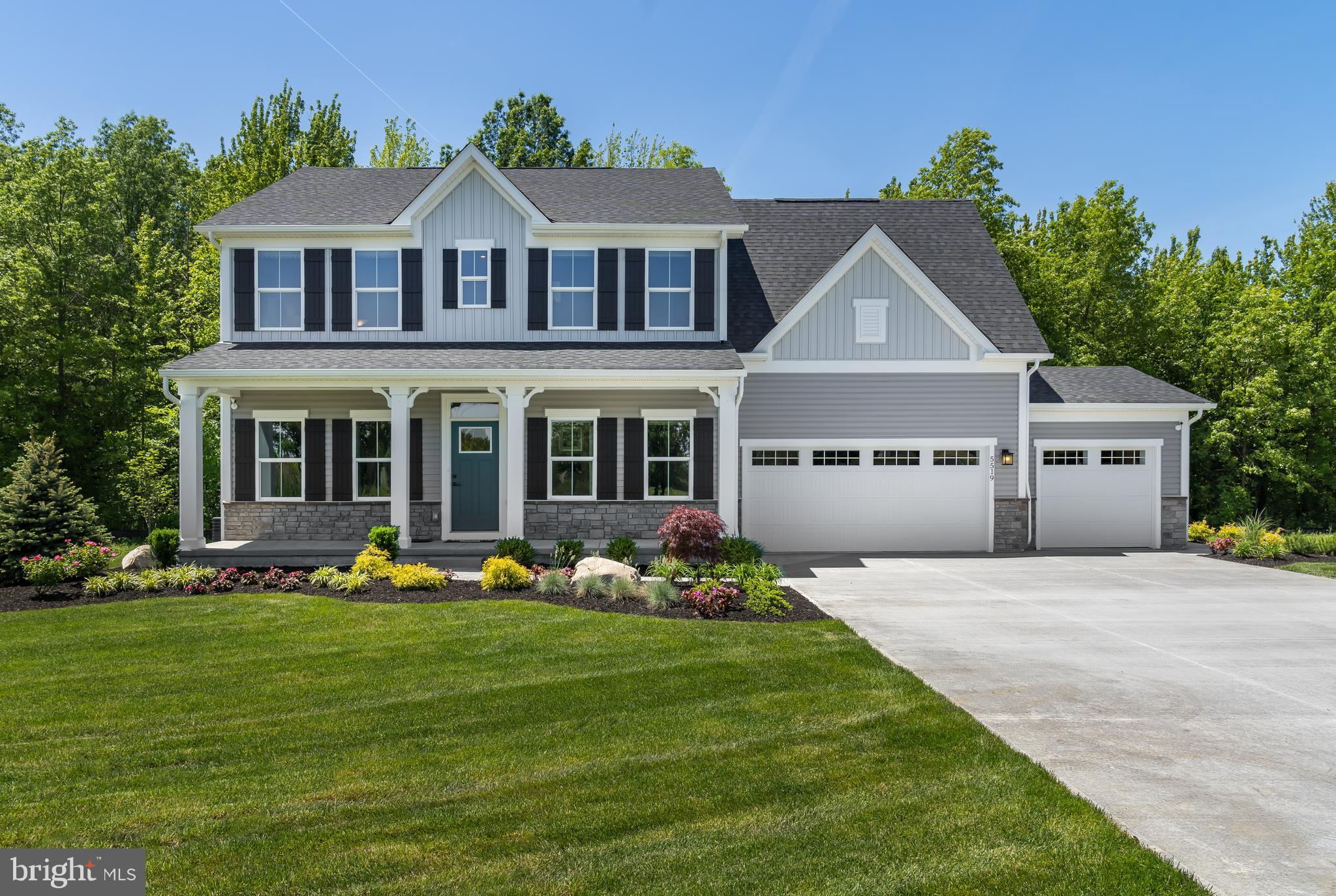 CANTER CREEK - Residential