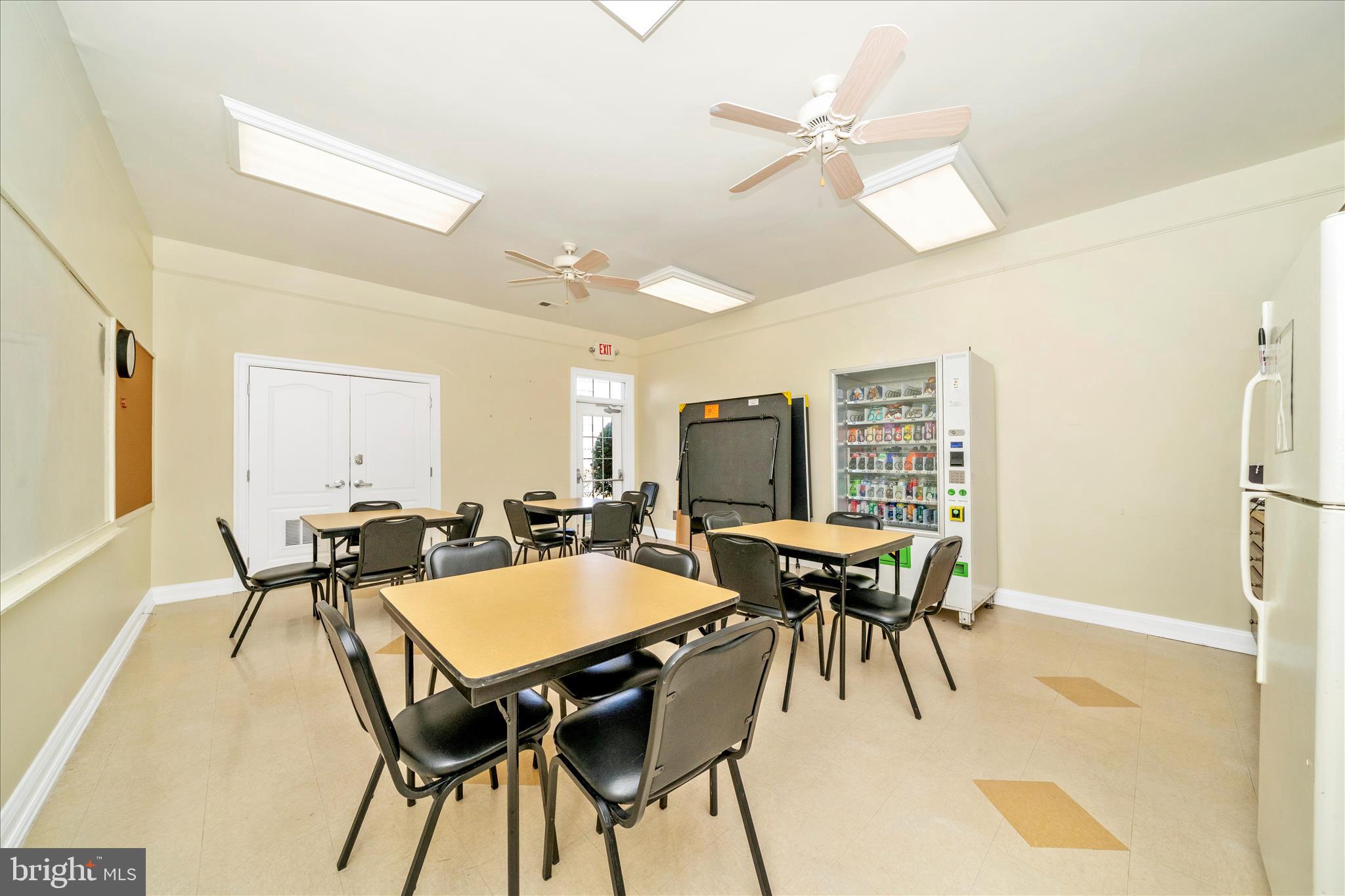 CEDAR RIDGE - Residential