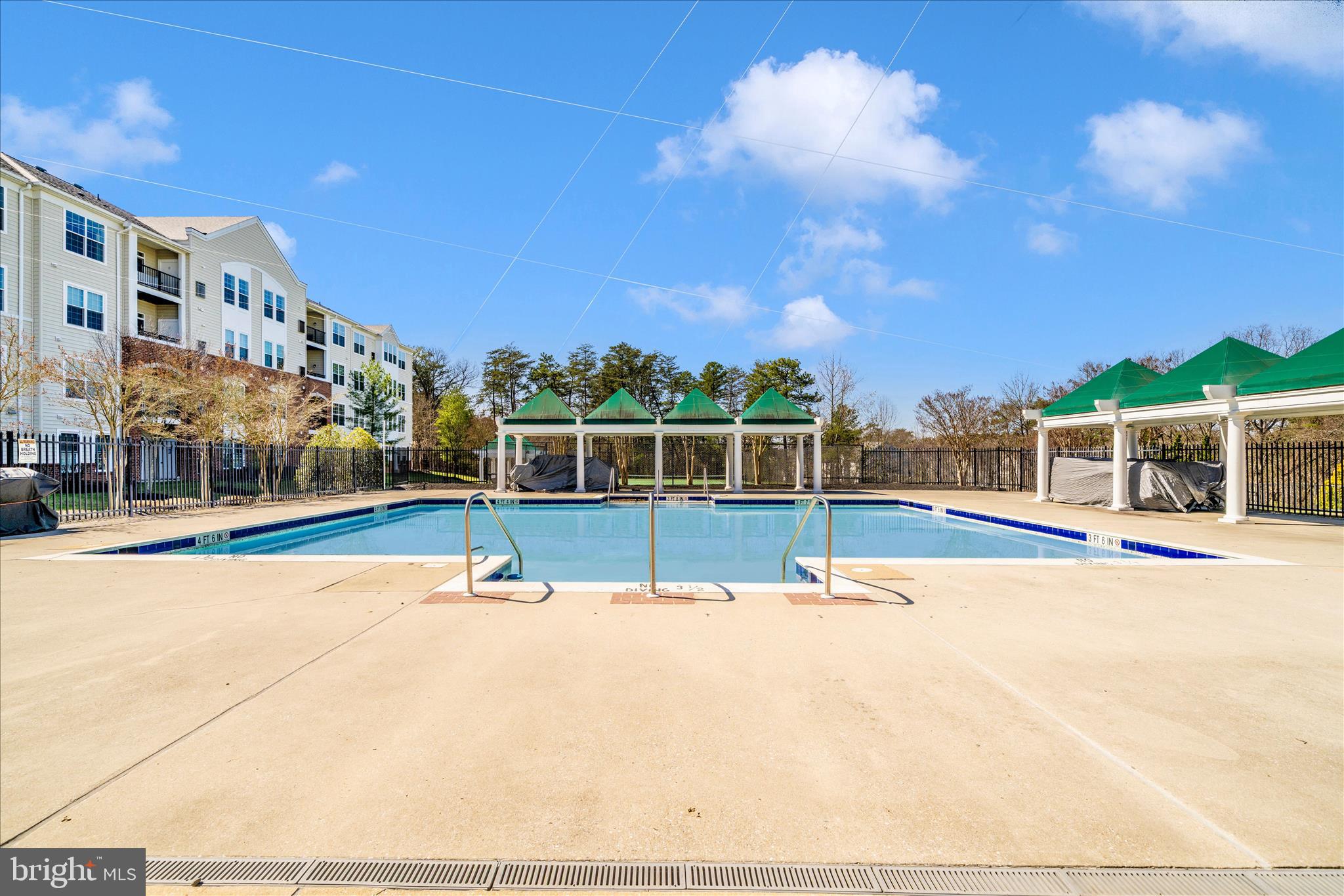 CEDAR RIDGE - Residential