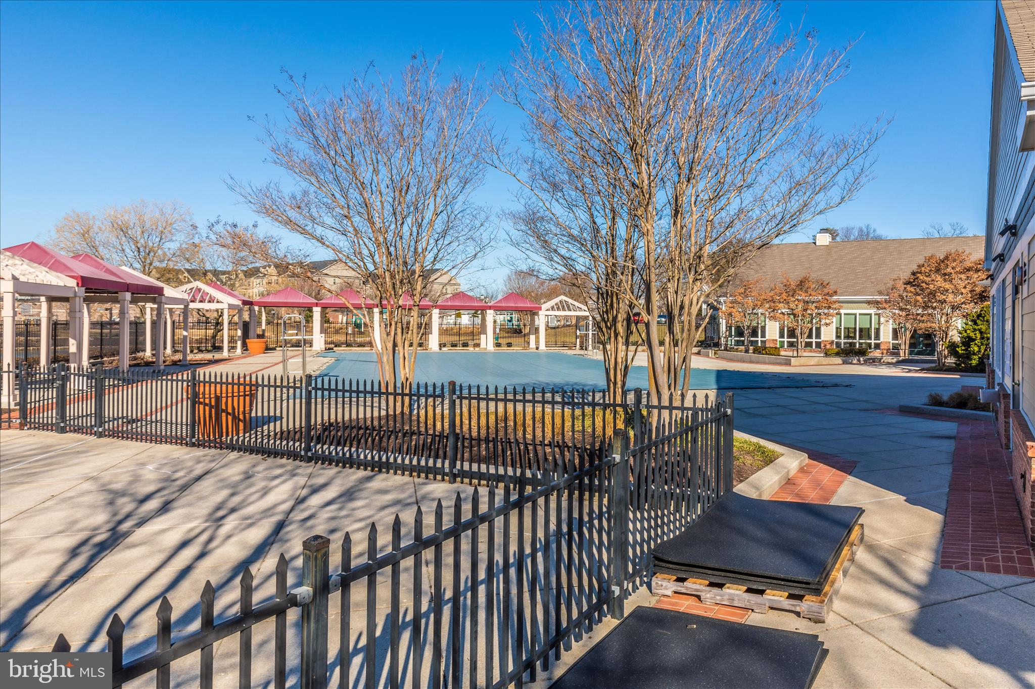 CEDAR RIDGE - Residential