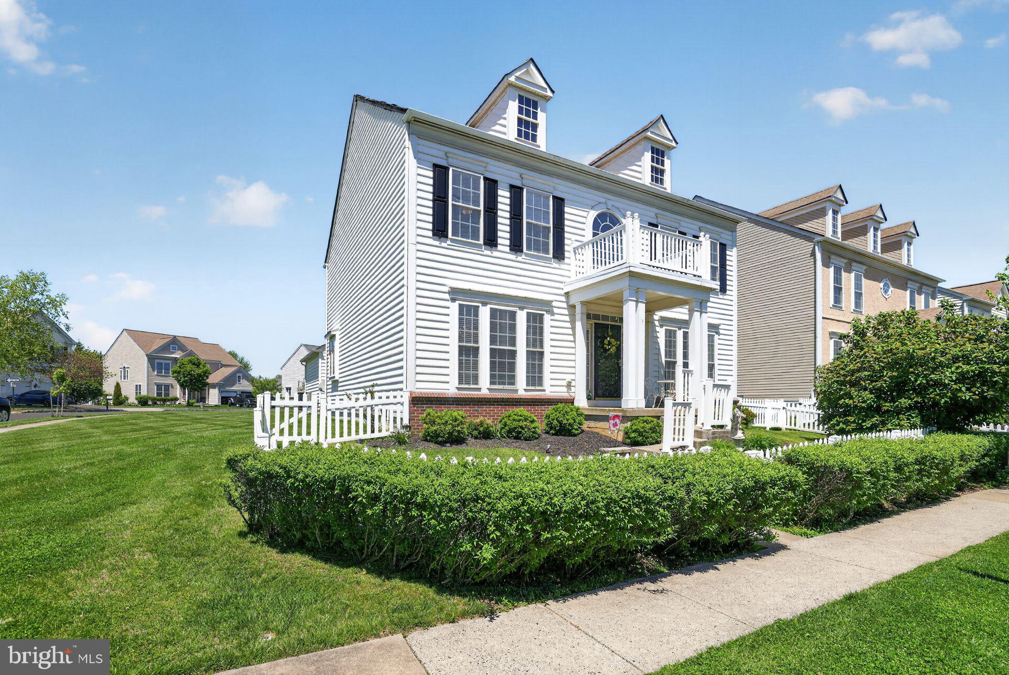 10 CROFT DRIVE