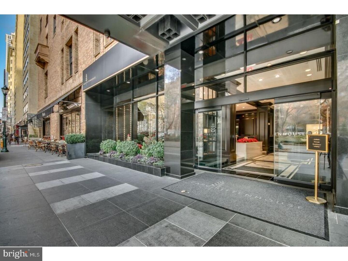 RITTENHOUSE SQUARE - Residential Lease
