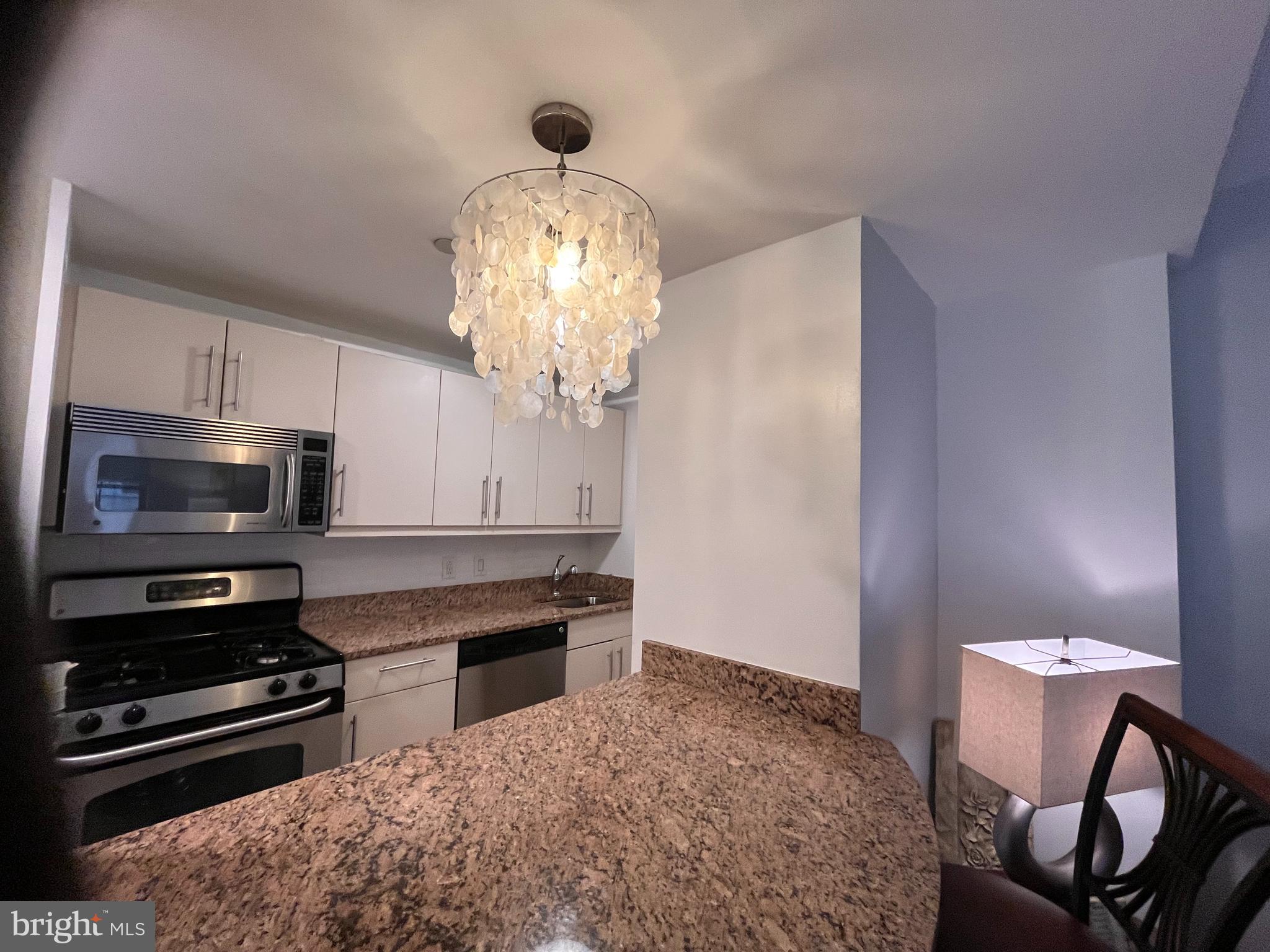 RITTENHOUSE SQUARE - Residential Lease