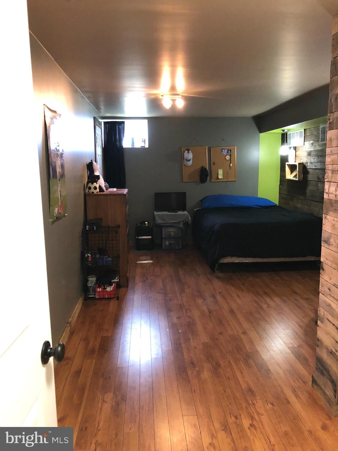 NEWBURG VILLAGE - Residential