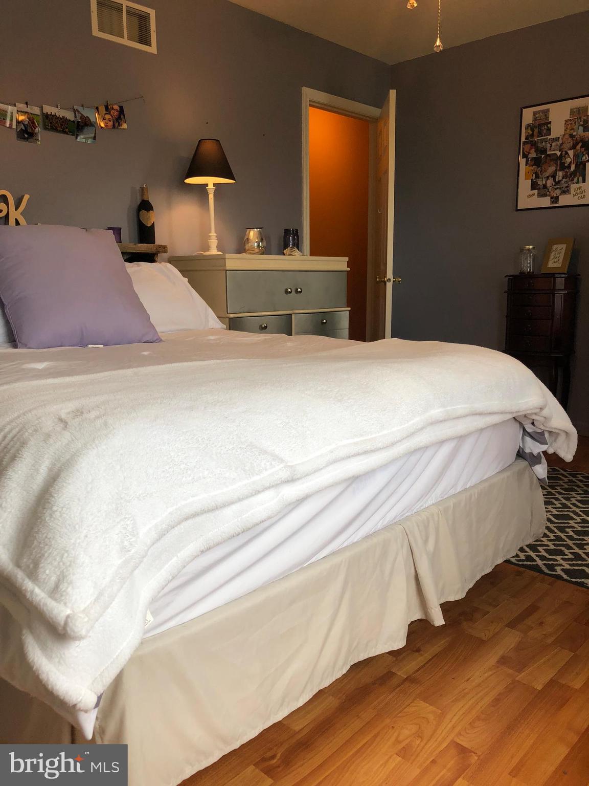 NEWBURG VILLAGE - Residential