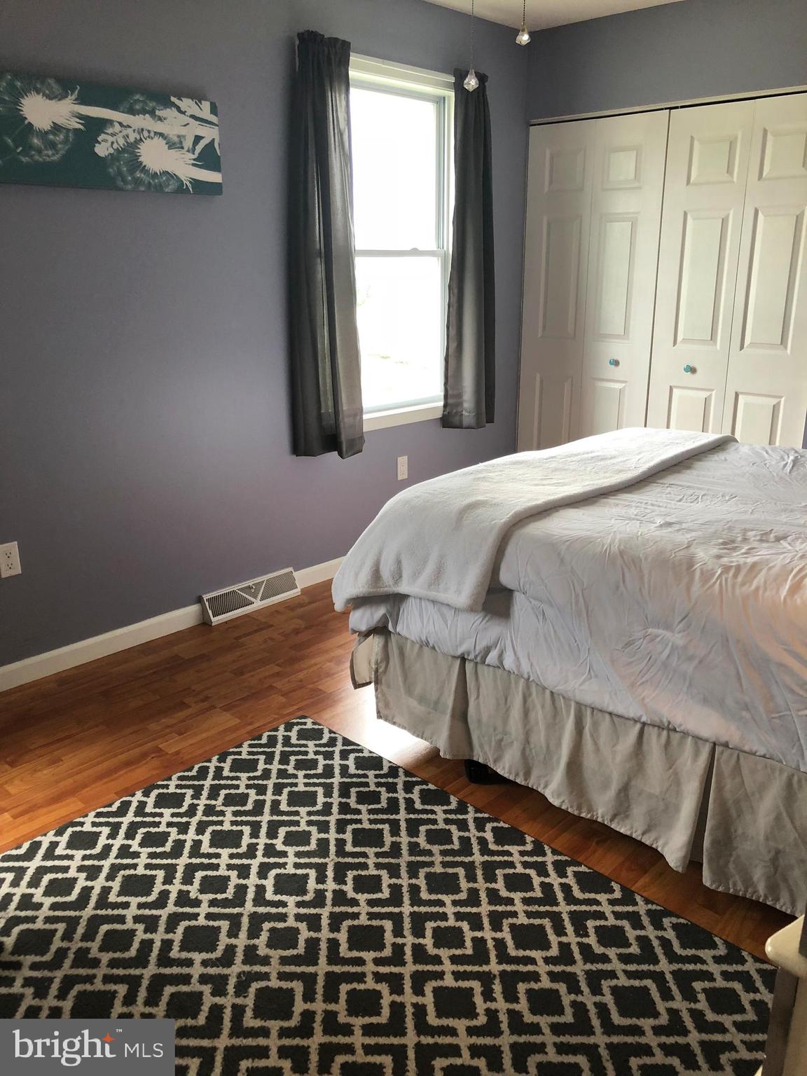 NEWBURG VILLAGE - Residential