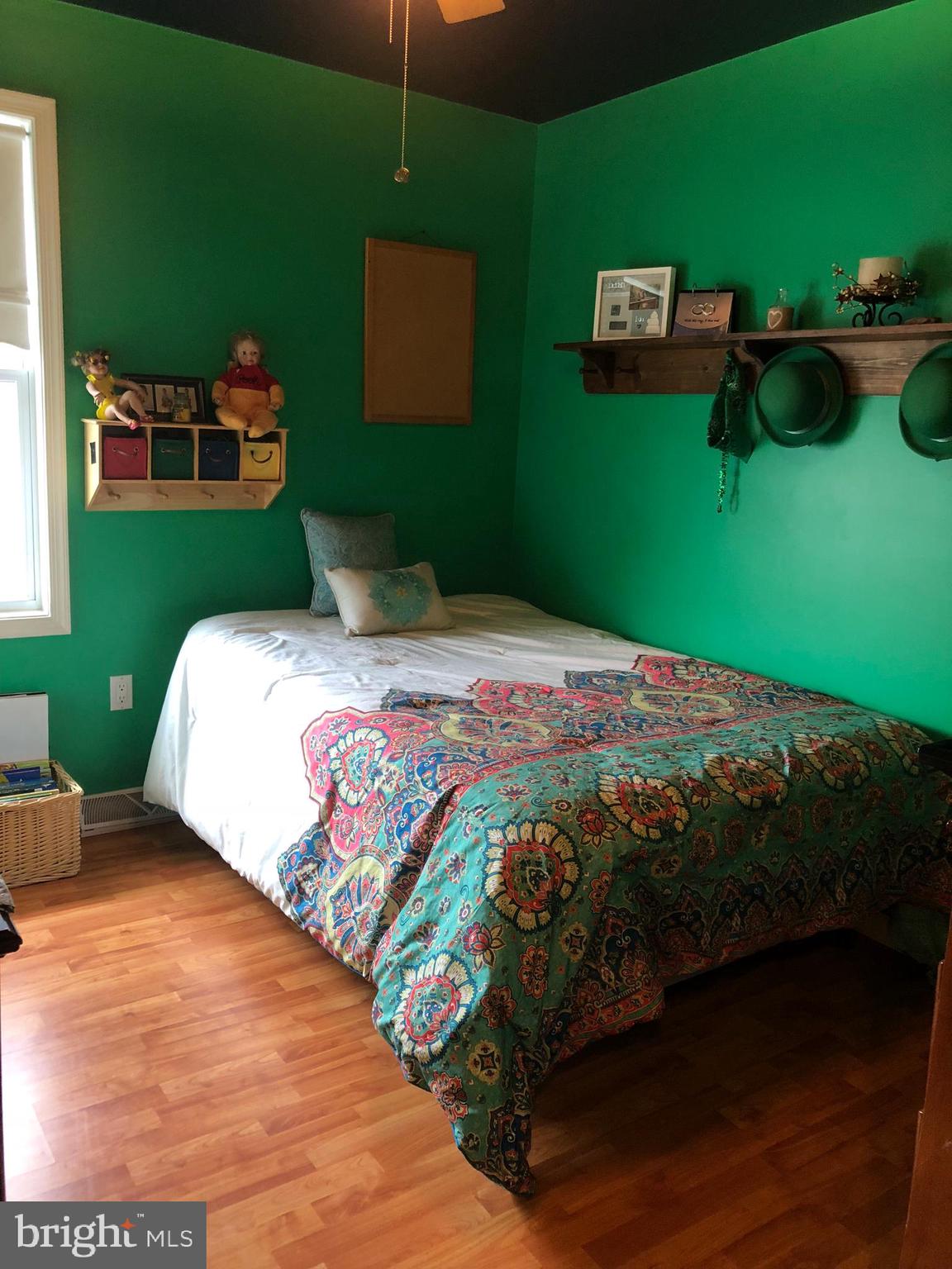 NEWBURG VILLAGE - Residential