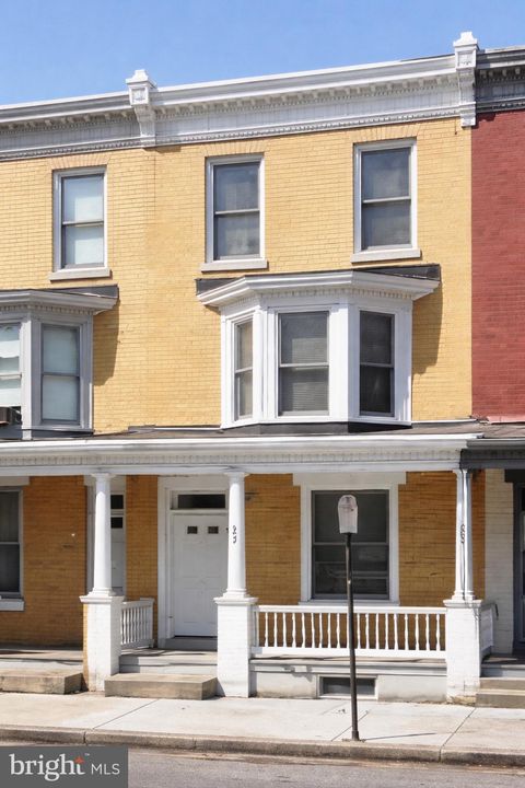 Townhouse For Sale - 22 S 17th Street<br/> HARRISBURG, PA 17104
